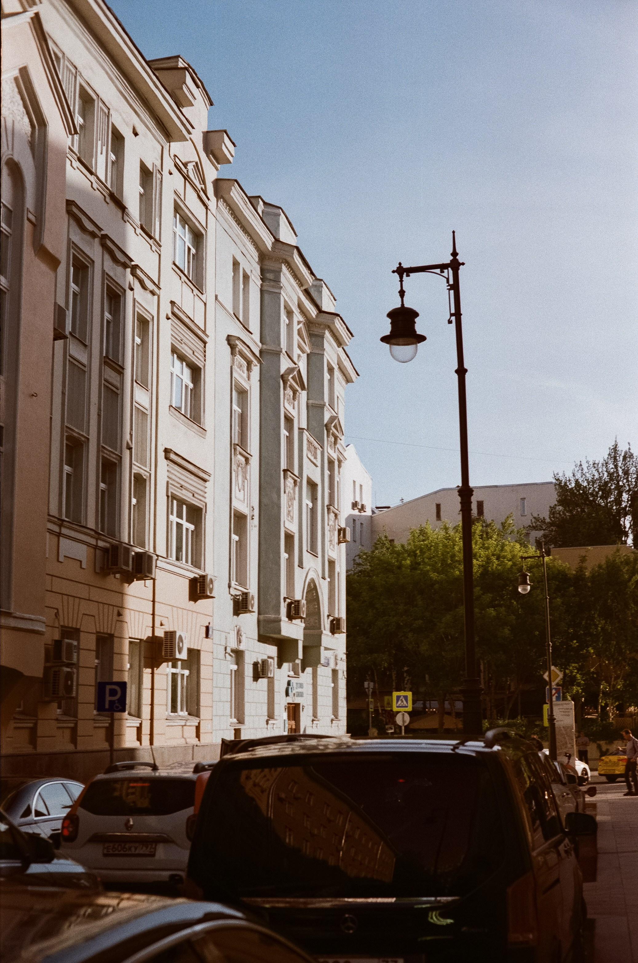 Konica IIIA / Fujicolor Superia 200 (просрочка) / Благовещенский переу