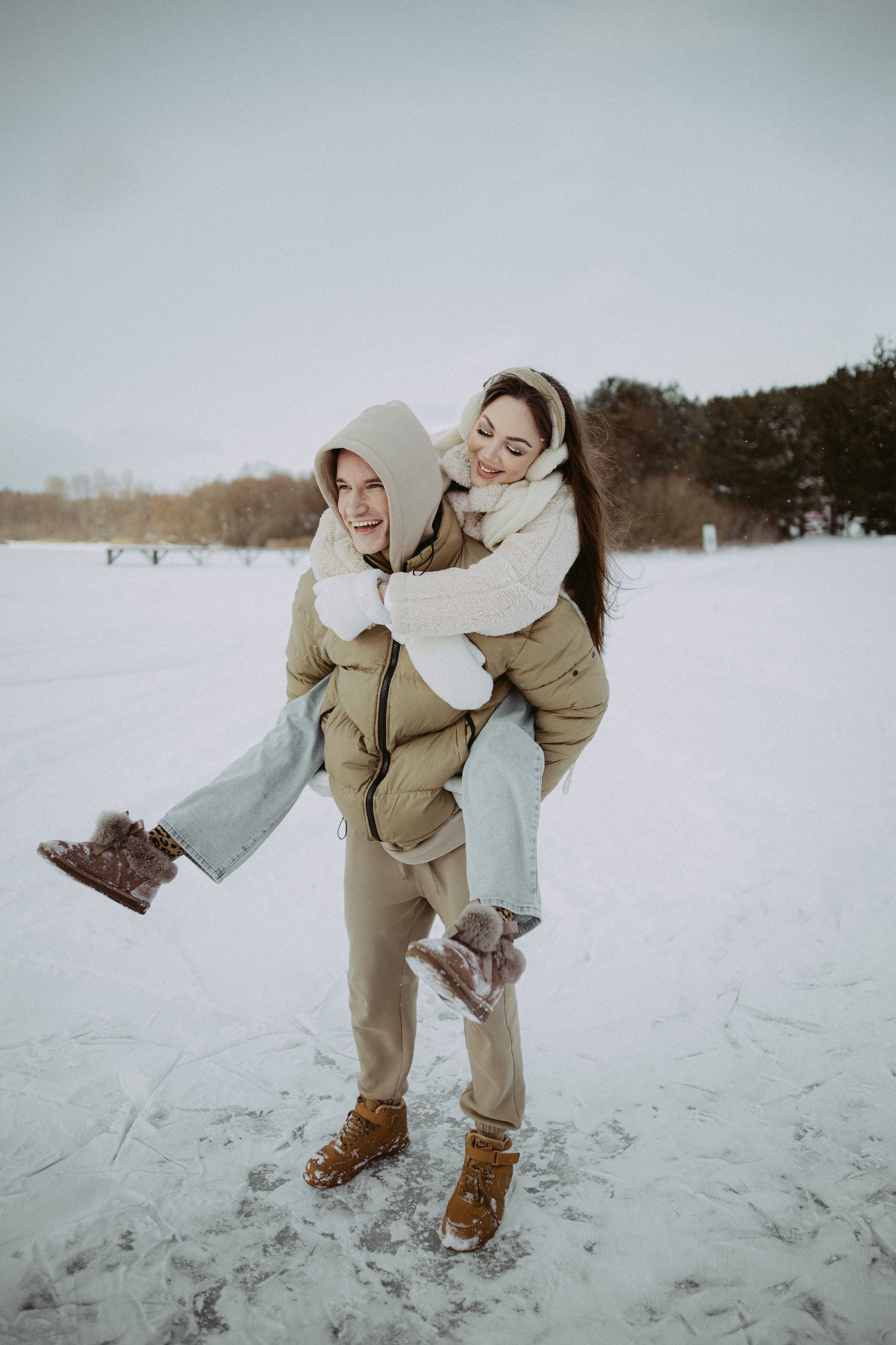 Саша и Денис. Главная