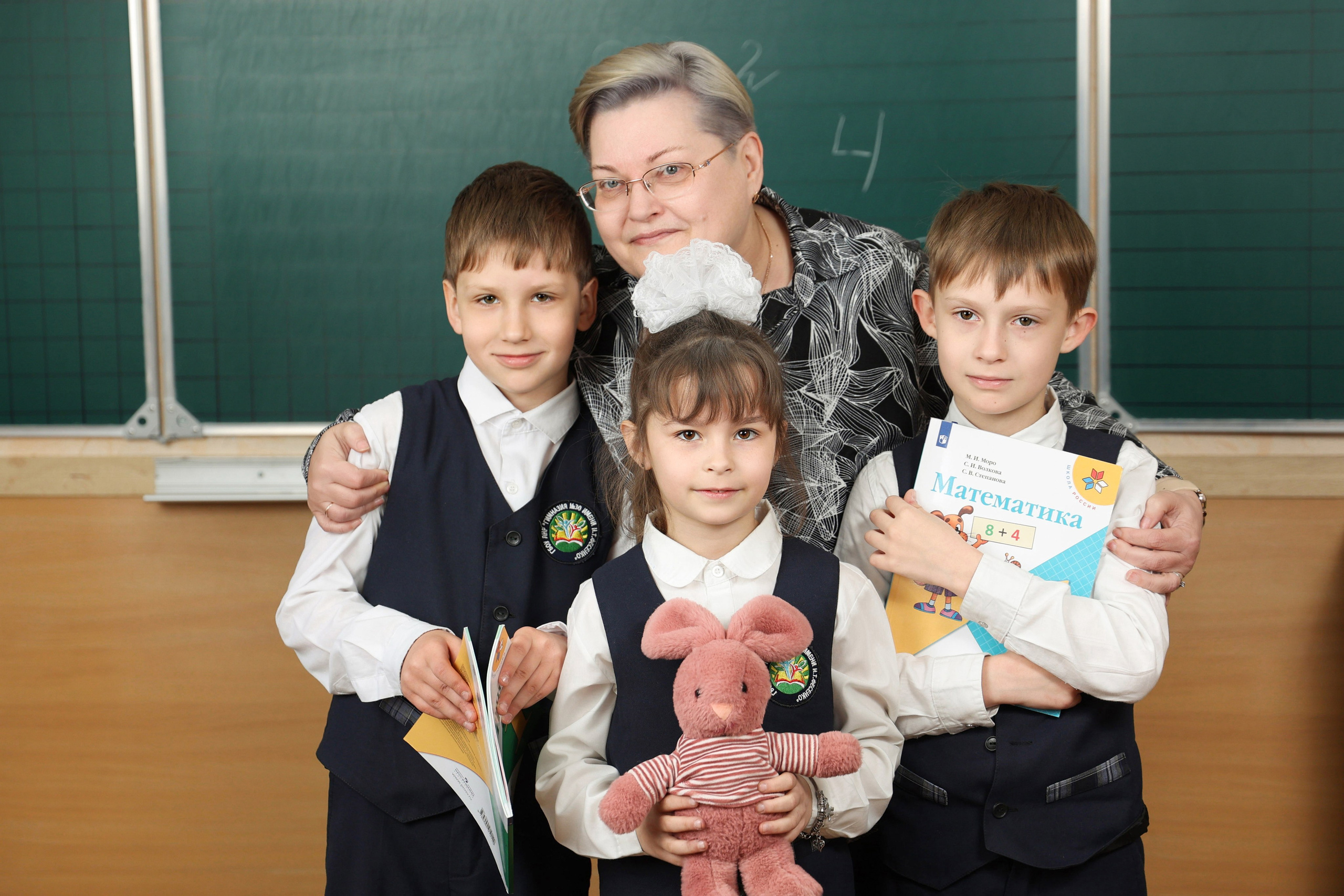 Альбомы для 1 классов. Выпускные альбомы в Луганске. Фотограф Наталья Головченко