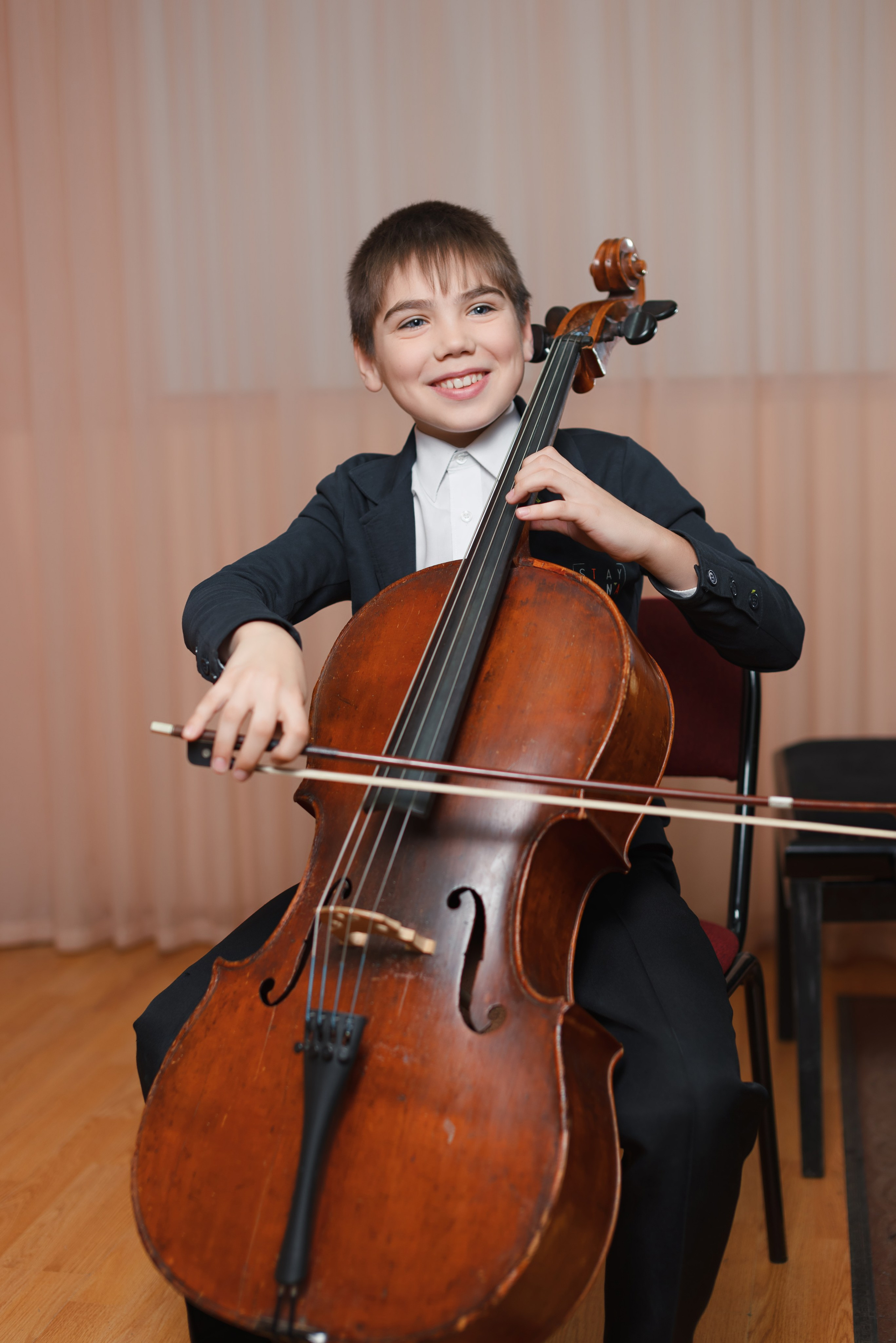 Портреты на выпускной альбом. BookVa-выпускные альбомы