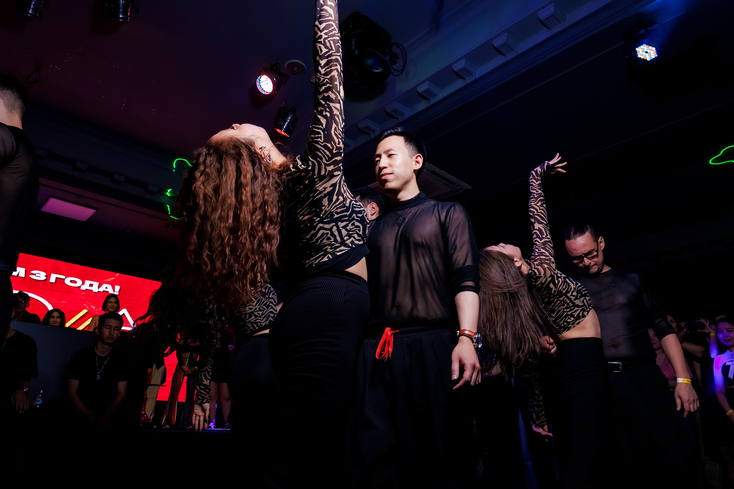 Bachata Party by Hola Dance. Репортажный фотограф в Алматы Каюпов Сержан