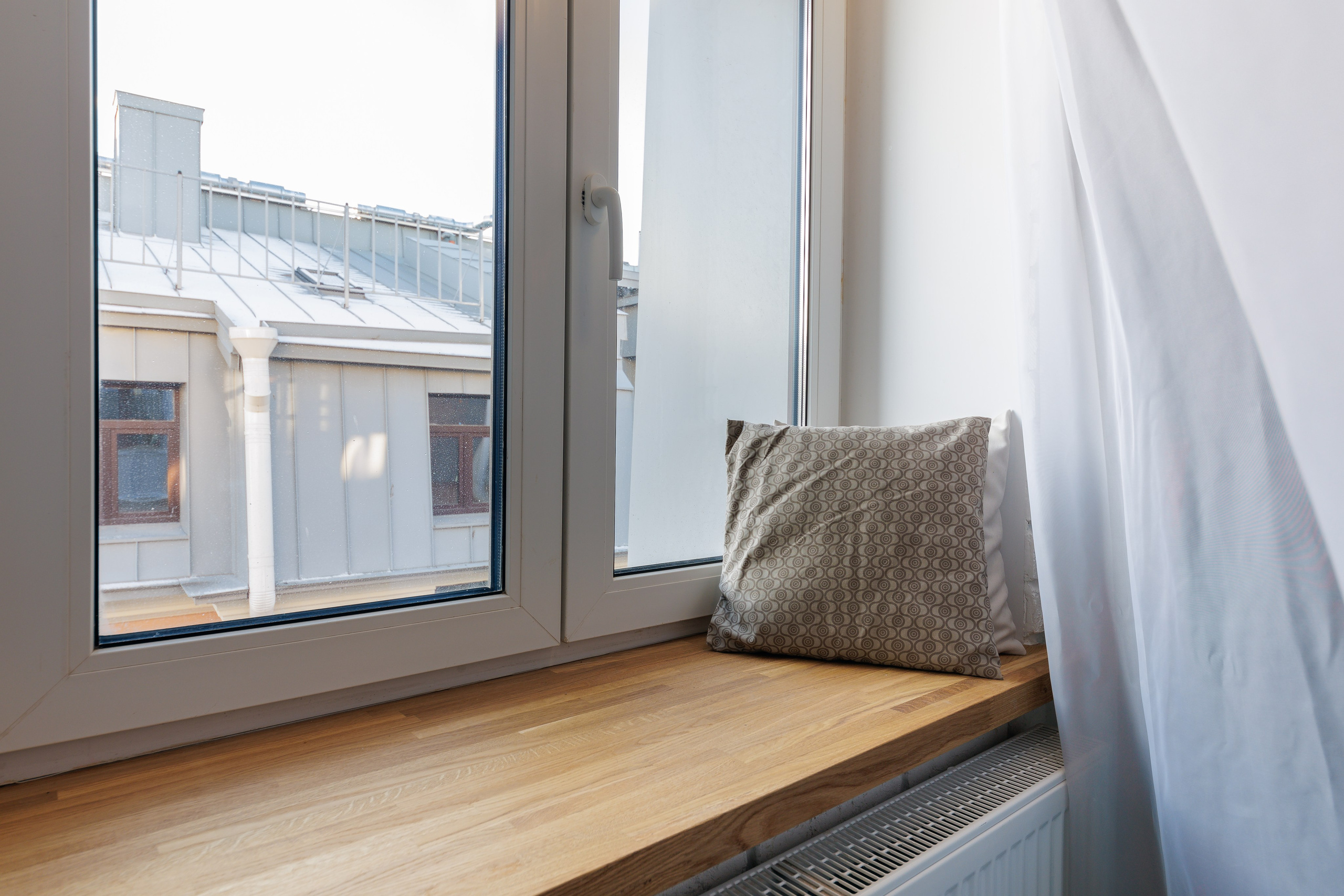 Студия, Полтавская ул