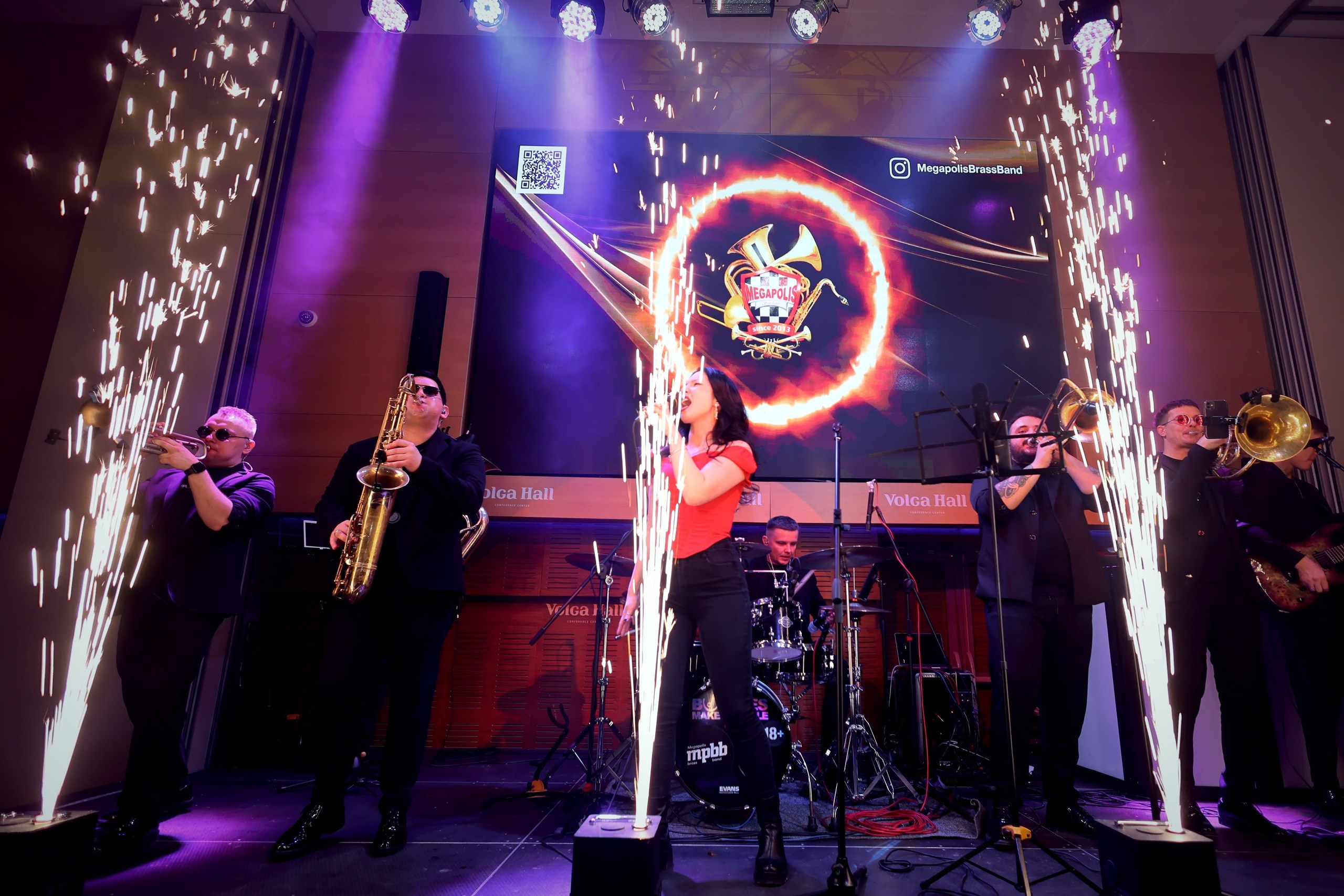 Вечеринка в Volga Hall