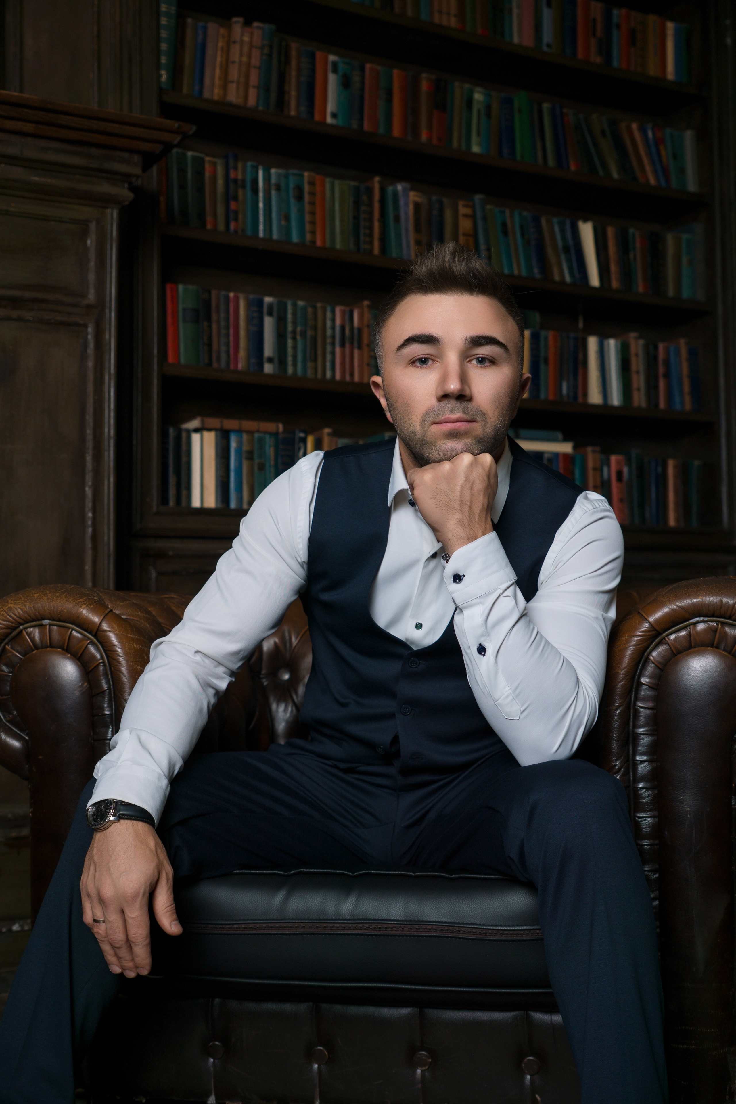 Ведущий Илья. Фотограф