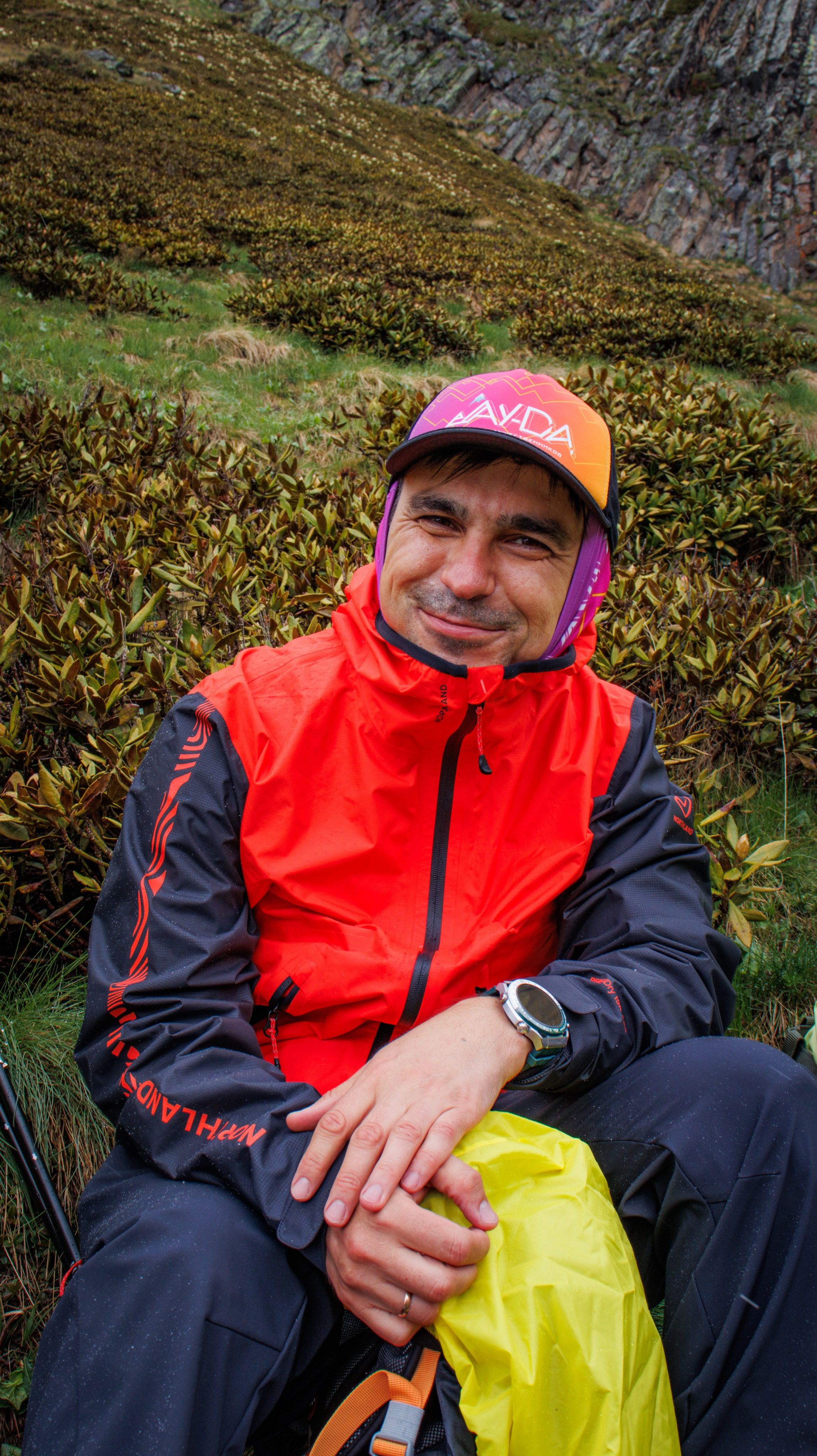 Трекинг / Терскольский водопад. Фотограф на трекинг и восхождение Эльбрус, Приэльбрусье. Елизавета Бобок