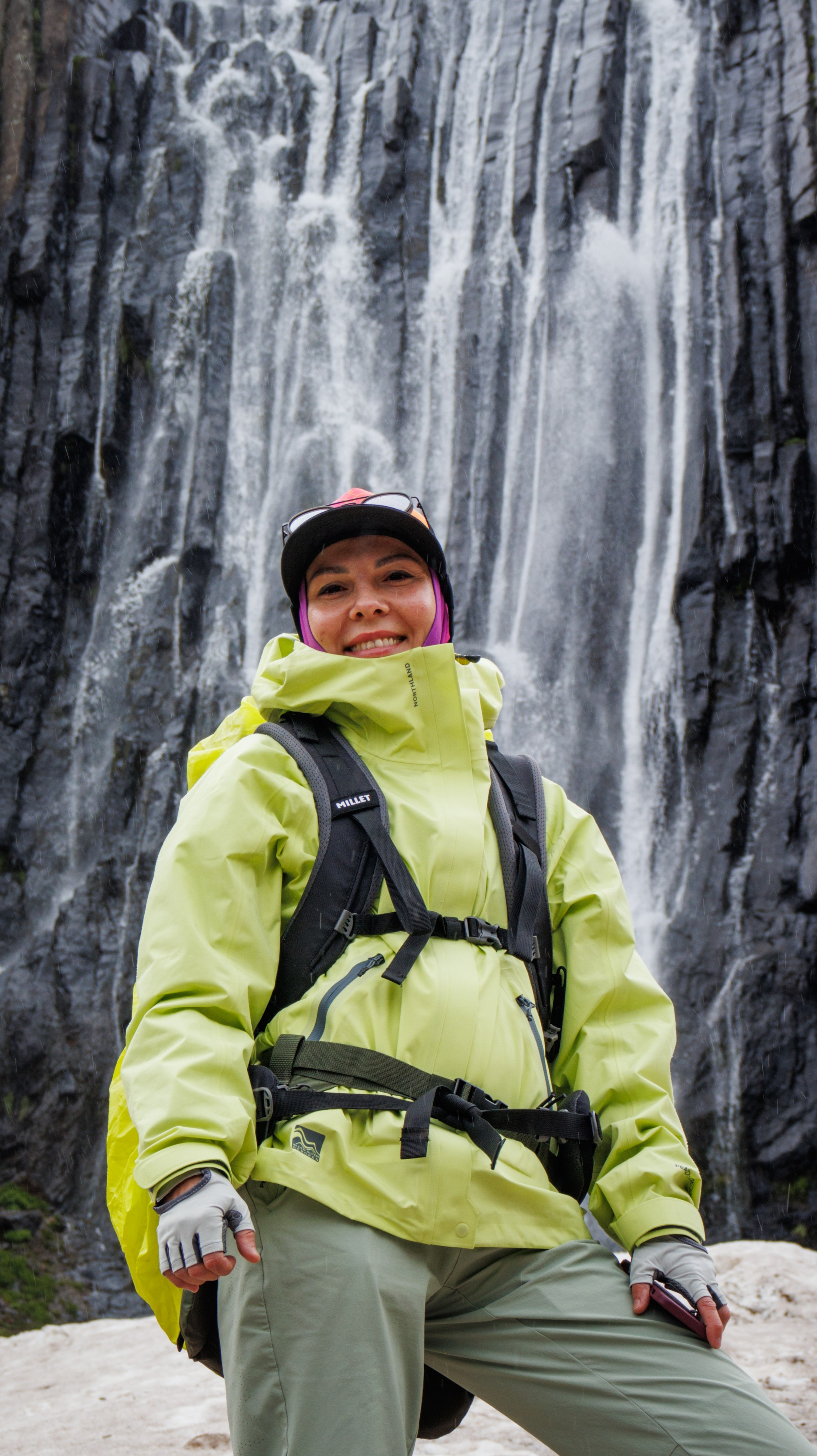 Трекинг / Терскольский водопад. Фотограф на трекинг и восхождение Эльбрус, Приэльбрусье. Елизавета Бобок