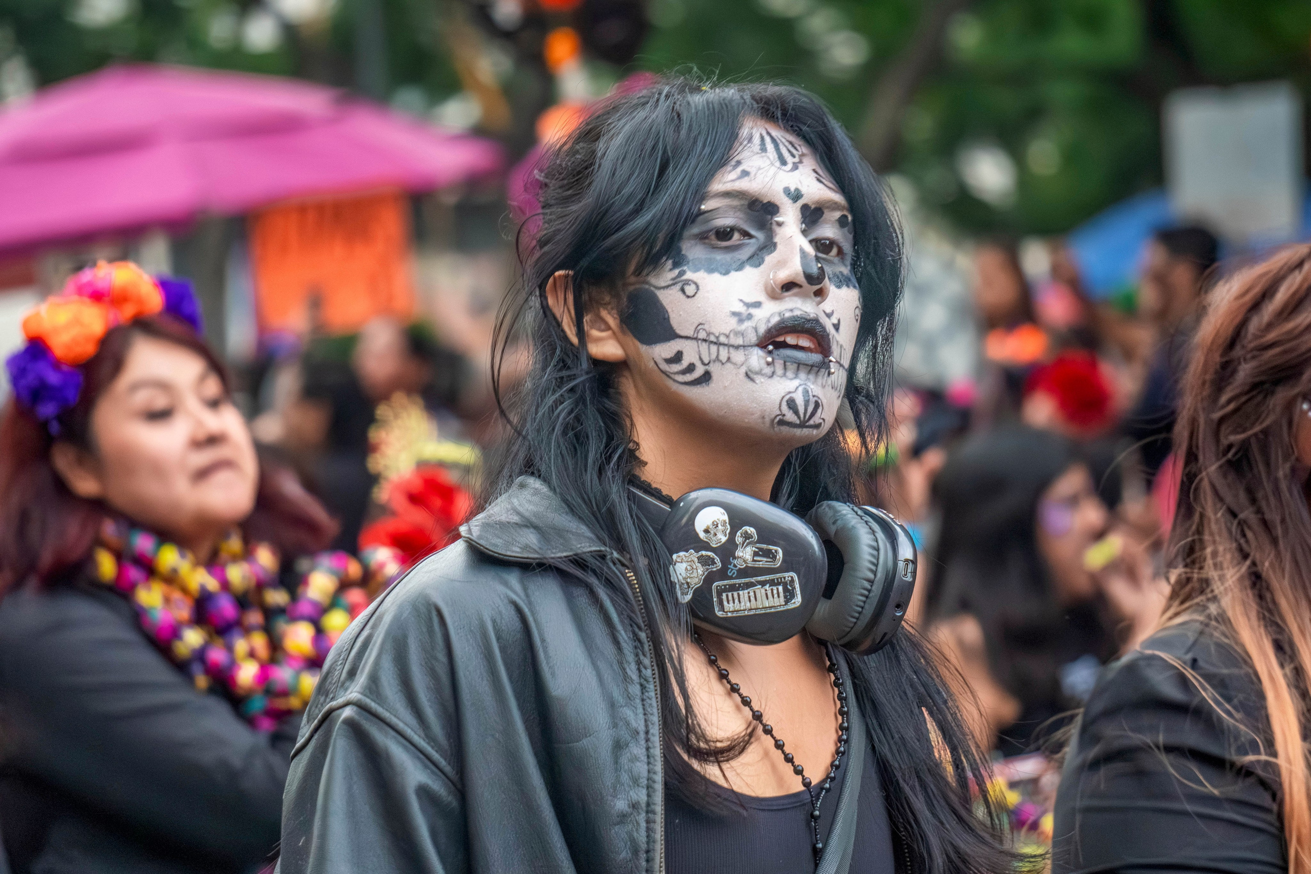 Day of the Dead. Ofrenda & Parade. CDMX Photography | Alex Klenin| Portrait & Event Photographer