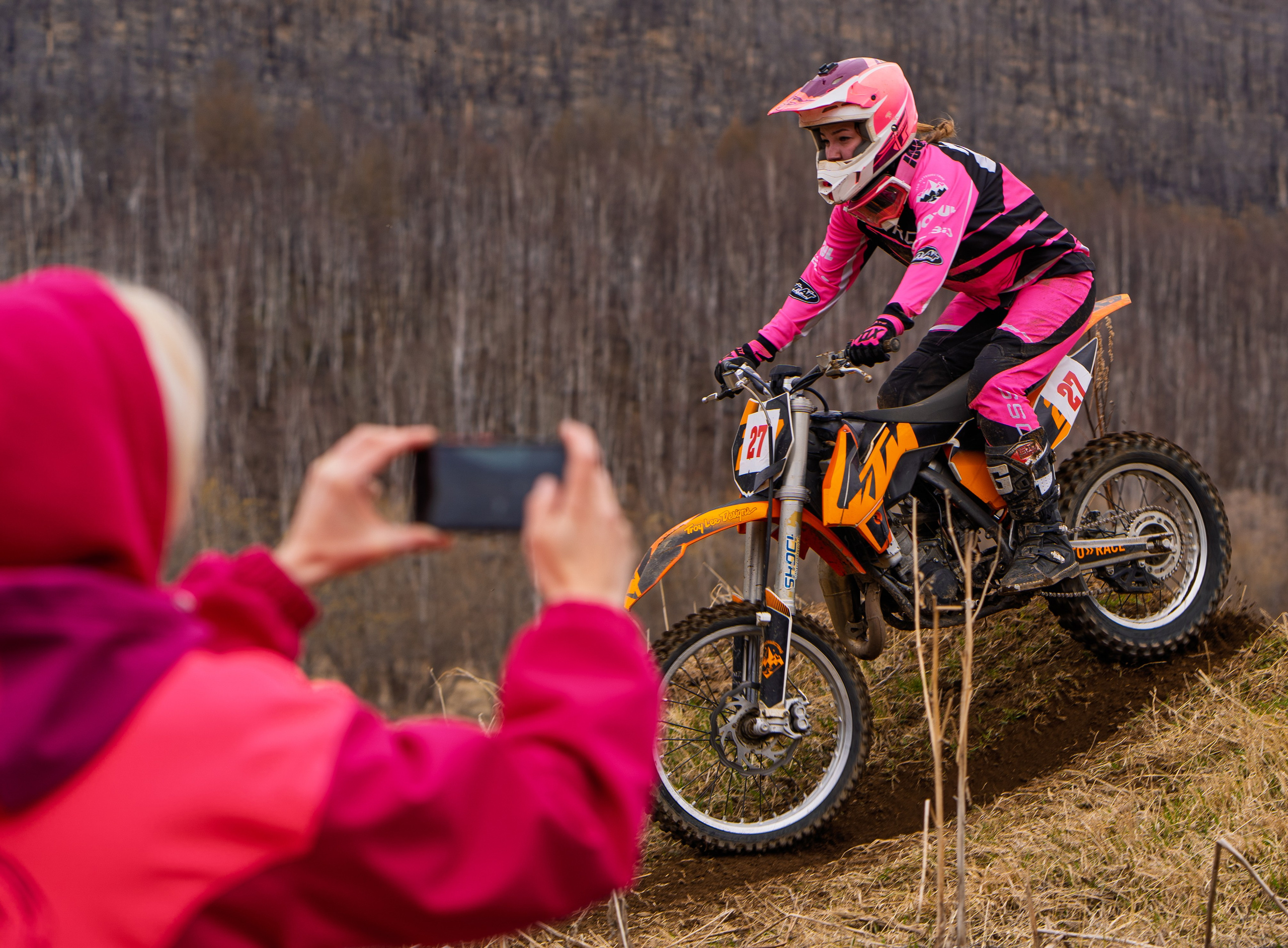 Мотогонки Эссо май 2025. Фотограф Ворошилов Дмитрий. Эссо. Камчатка