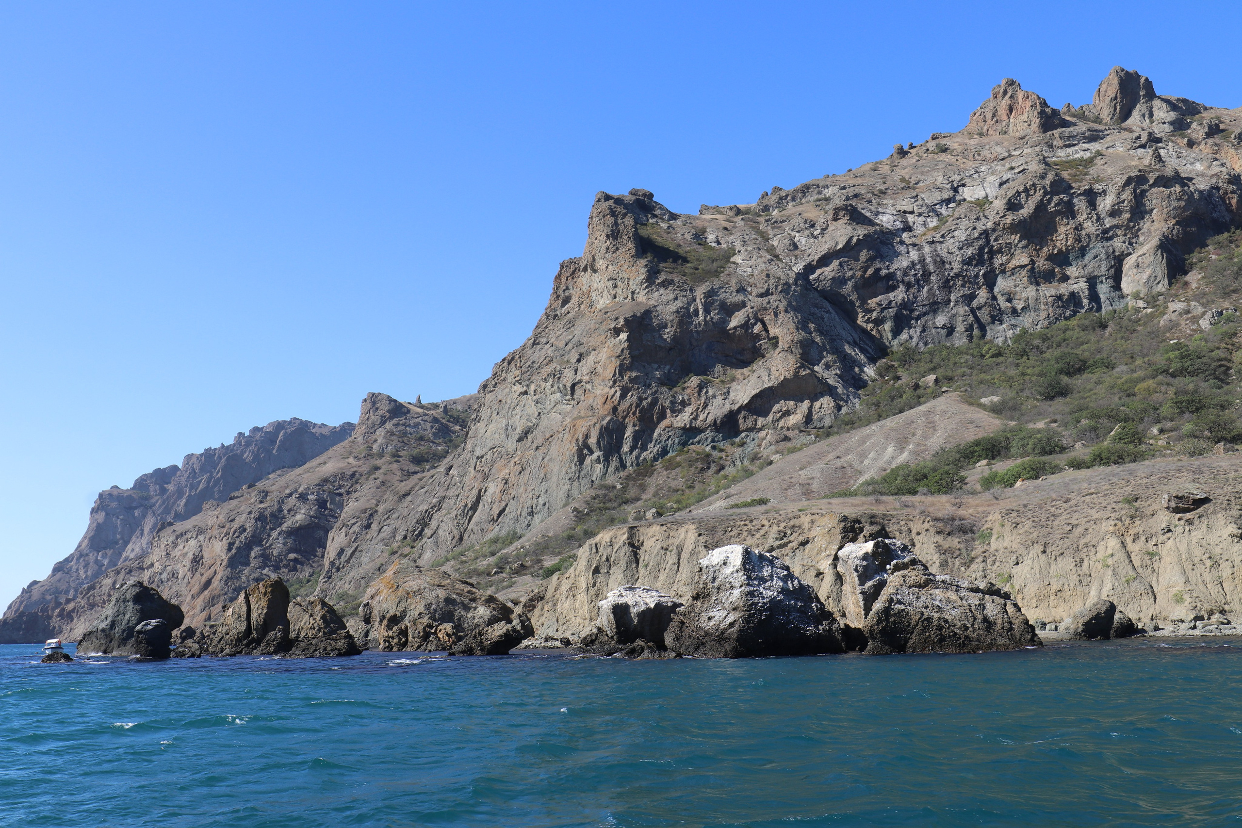 Крым. ЮБК (Судак, Карадаг, гора Клементьева, Меганом, Ильяс-Кая). Сентябрь 2020. Путешественник-фотограф из Санкт-Петербурга Татьяна Свистулина