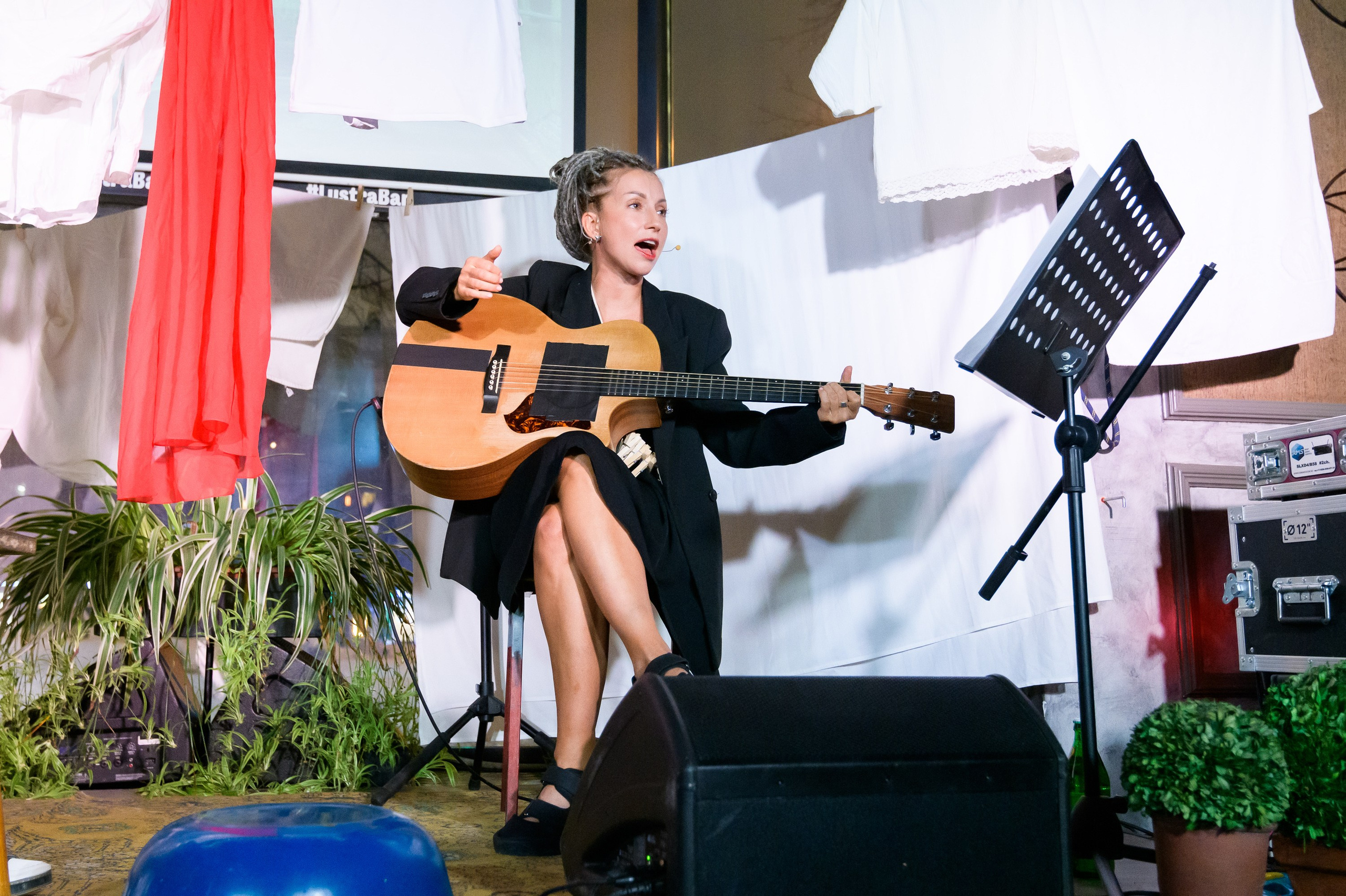 Люстра бар. Репортажный фотограф Сергей Дроздов