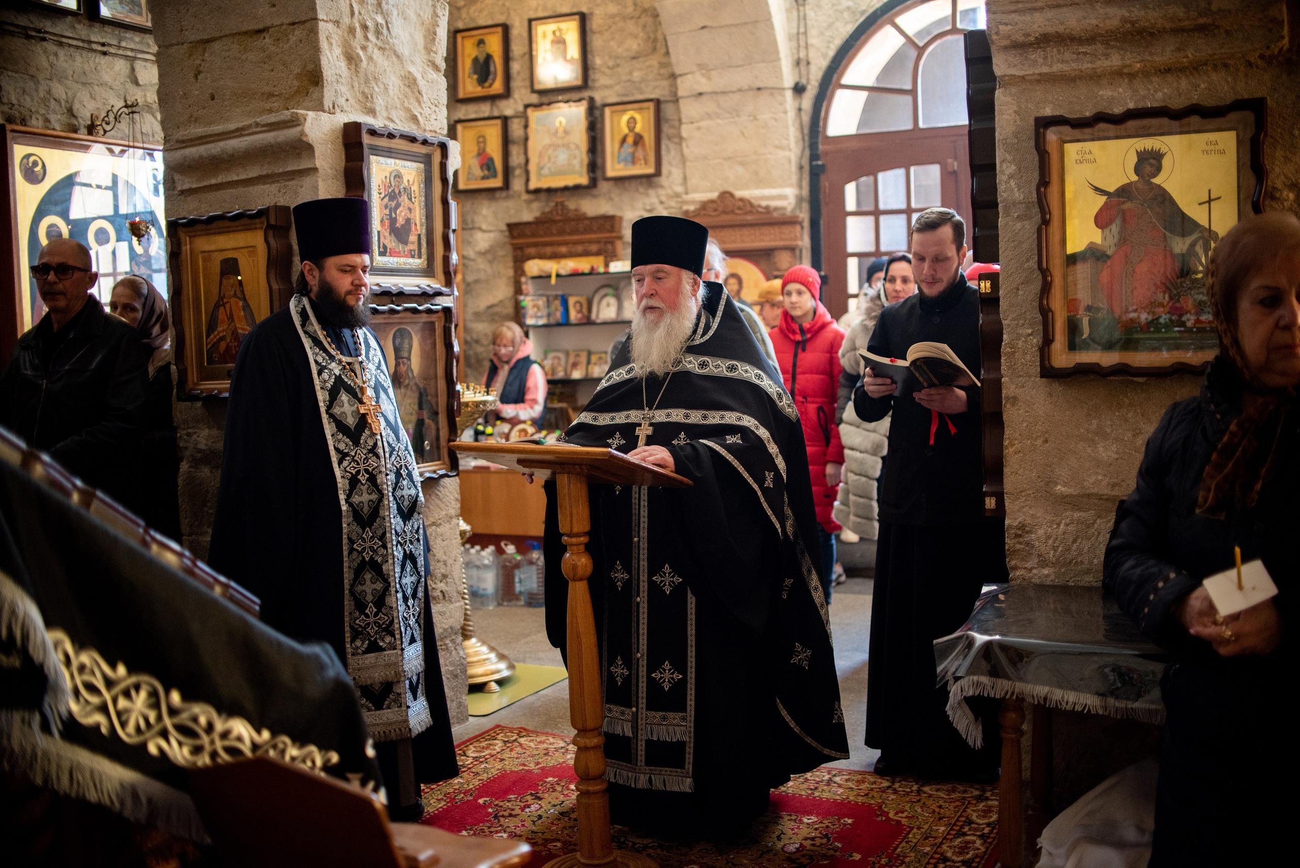 Служба в Иверском храме 2.03.2023. Семейный и свадебный фотограф в Феодосии и Коктебеле