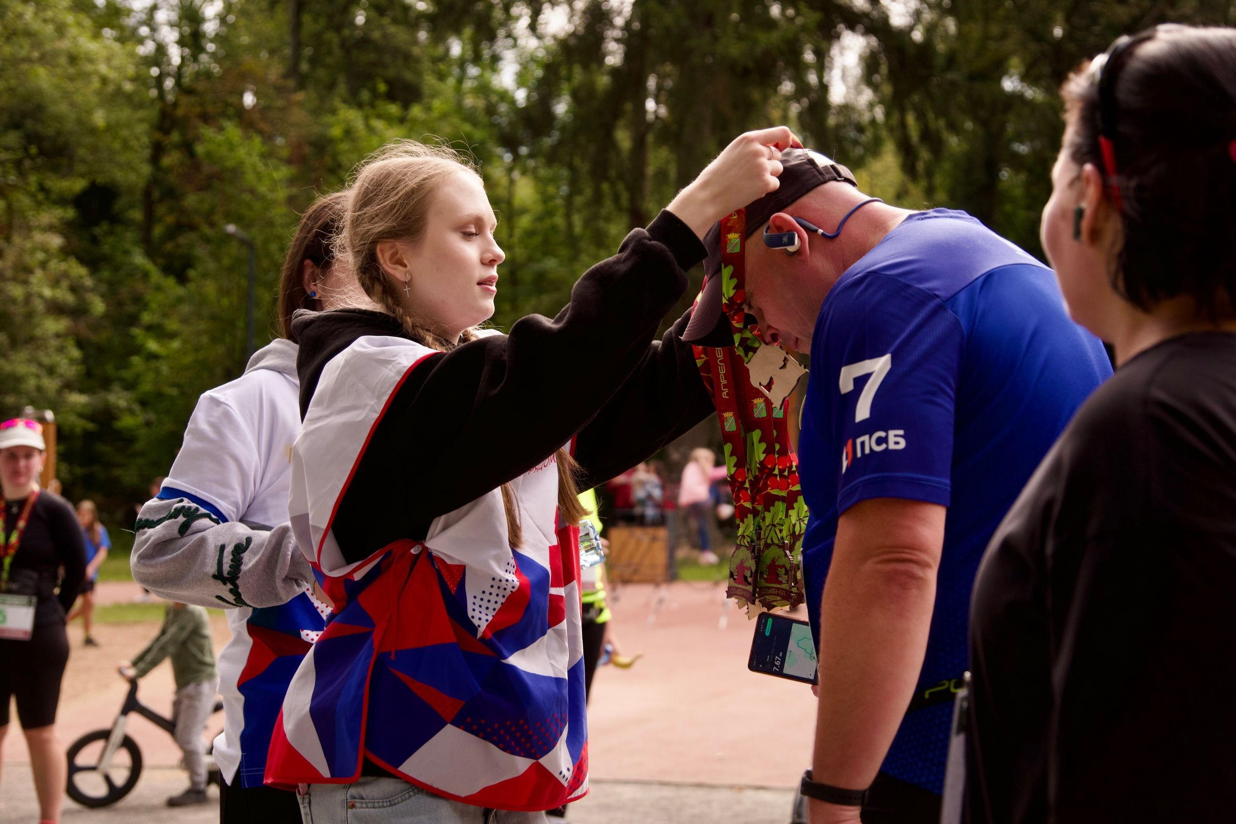 Забег в парке «Дубки». Кафе «БЕЛКА НАШЕПТАЛА». Ну оооочень концептуальное кафе