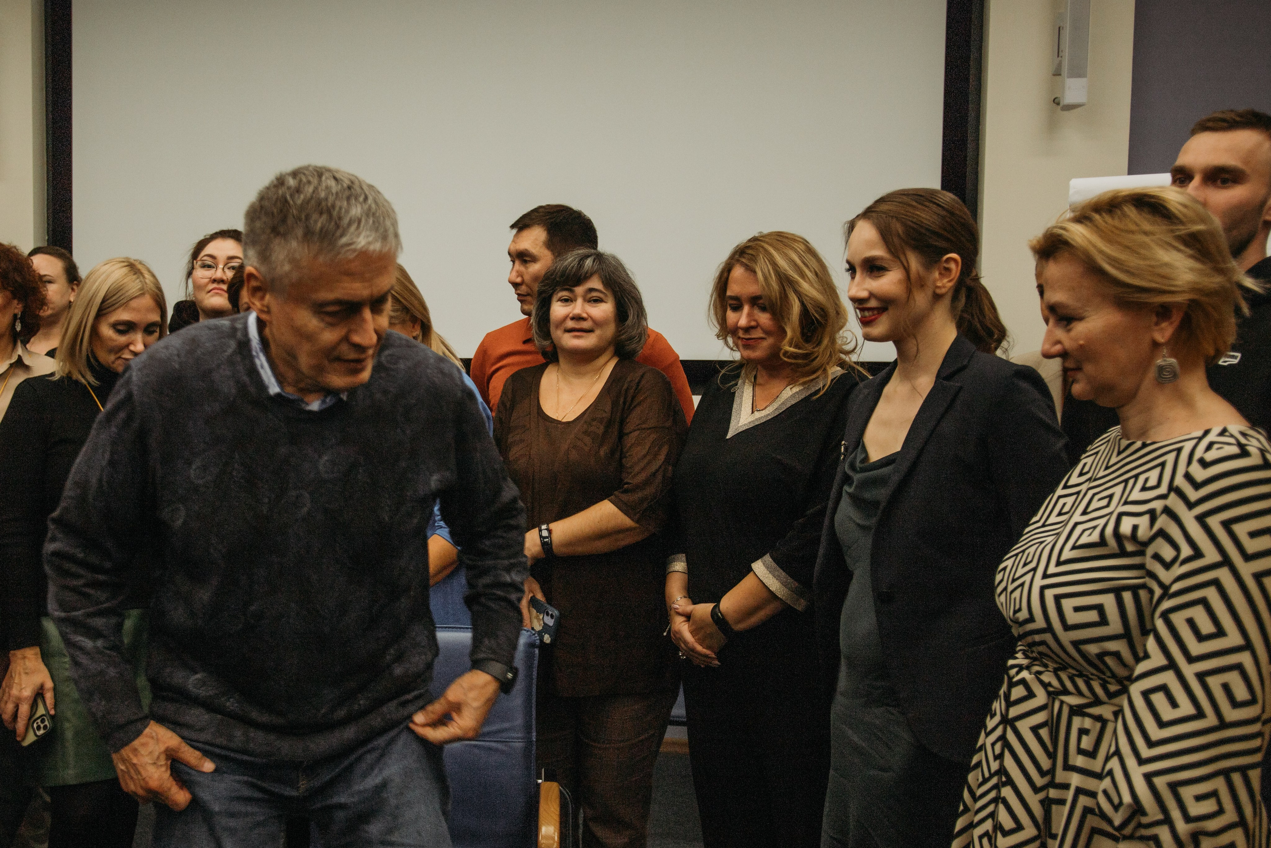 Тренинг по НЛП технологиям Михаила Пелехатого. Венера Гайн. Репортажный фотограф  Тюмень. Обучение фотографии с 0