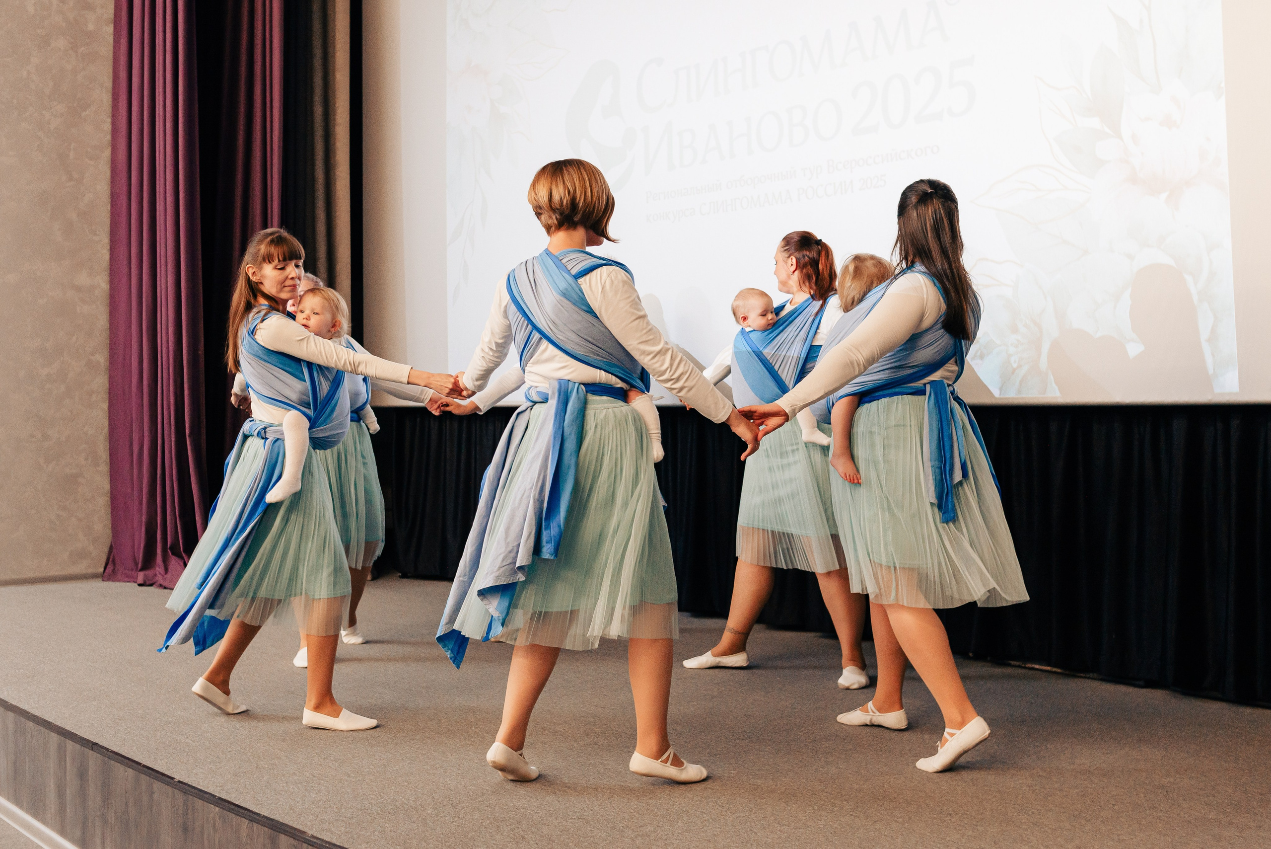 Слингомама Иваново 2025. Семейный и детский фотограф Иваново Ксения Азаренкова