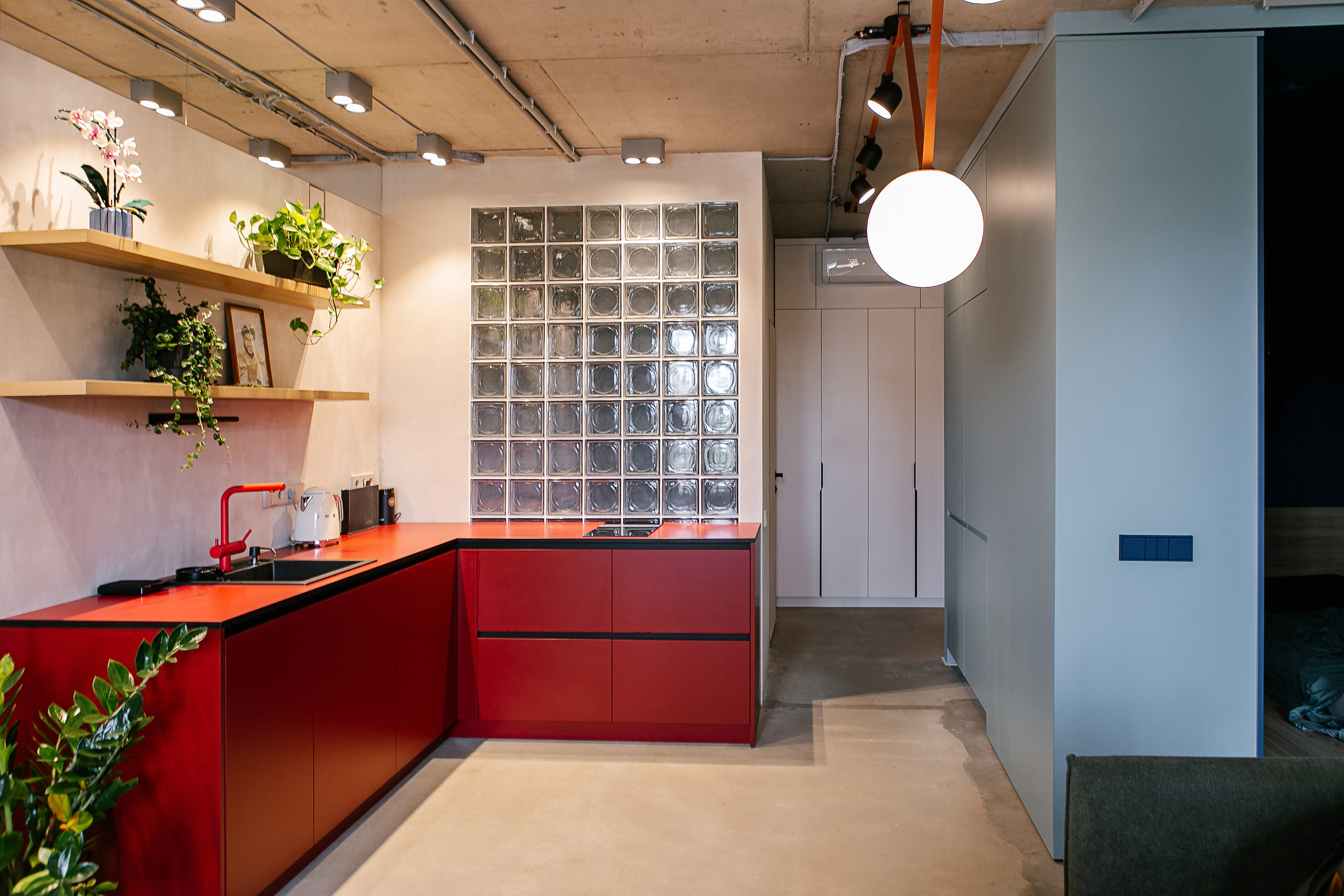 Интерьер ЖК Ирнест. Контент фотограф, съемка для маркетплейсов, фуд съемка и репортажи в Новосибирске Ралия Галеева