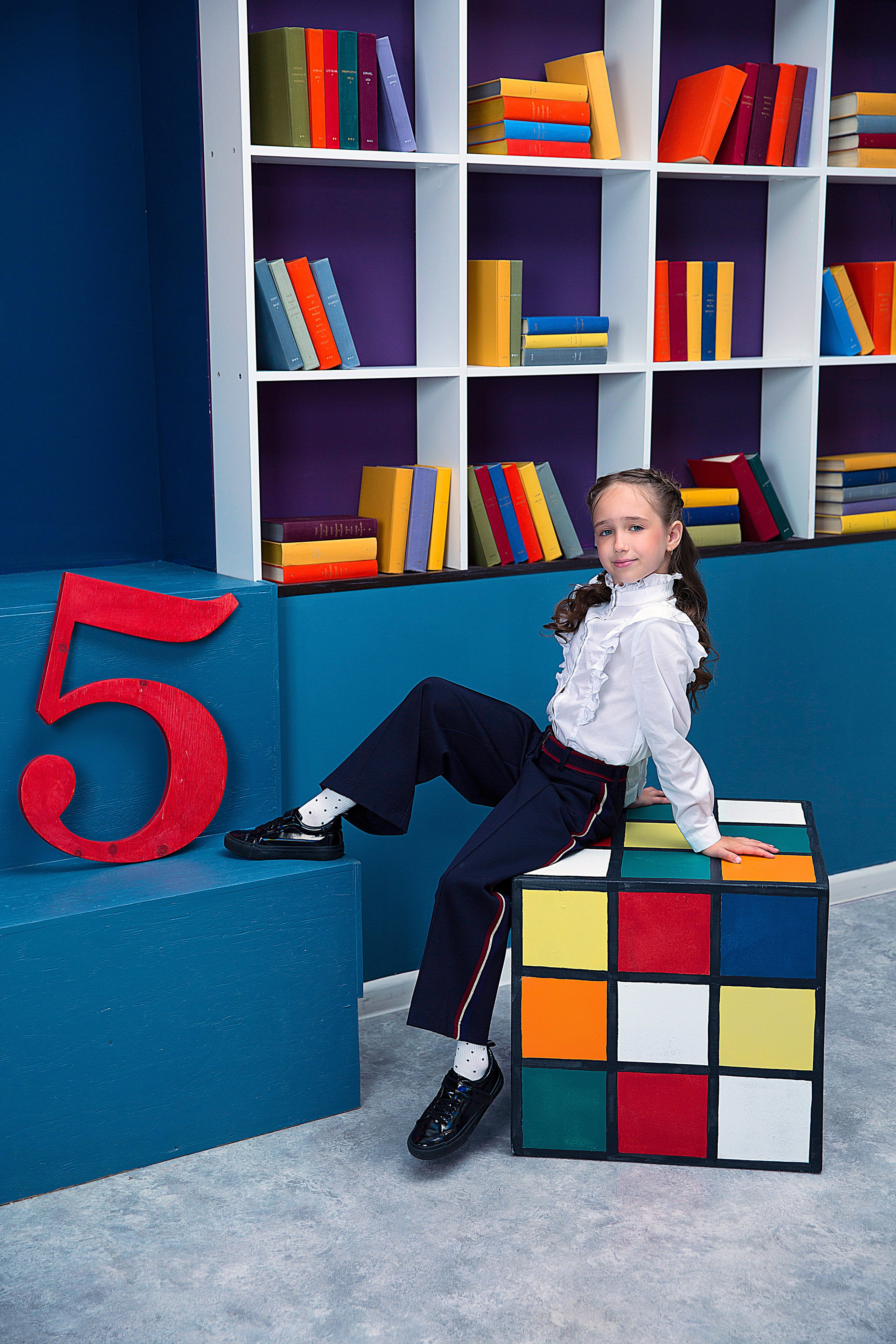 Индивидуальные фотосессии школьников. Детский школьный фотограф в Кемерово Зиновьева Екатерина