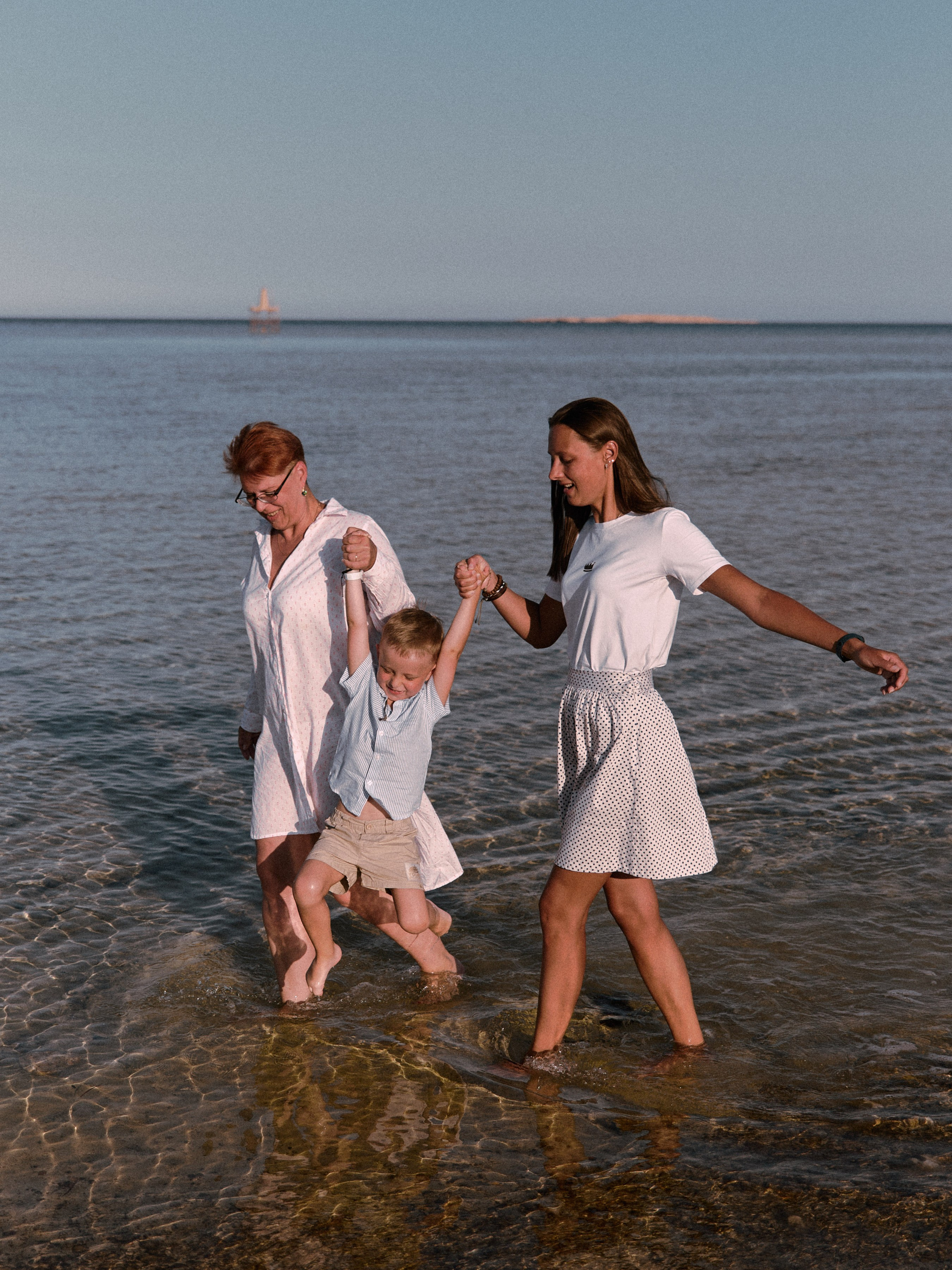 Для семейной съёмки. Jorgis Talè — photographer, kind person, teacher of arts and other mag