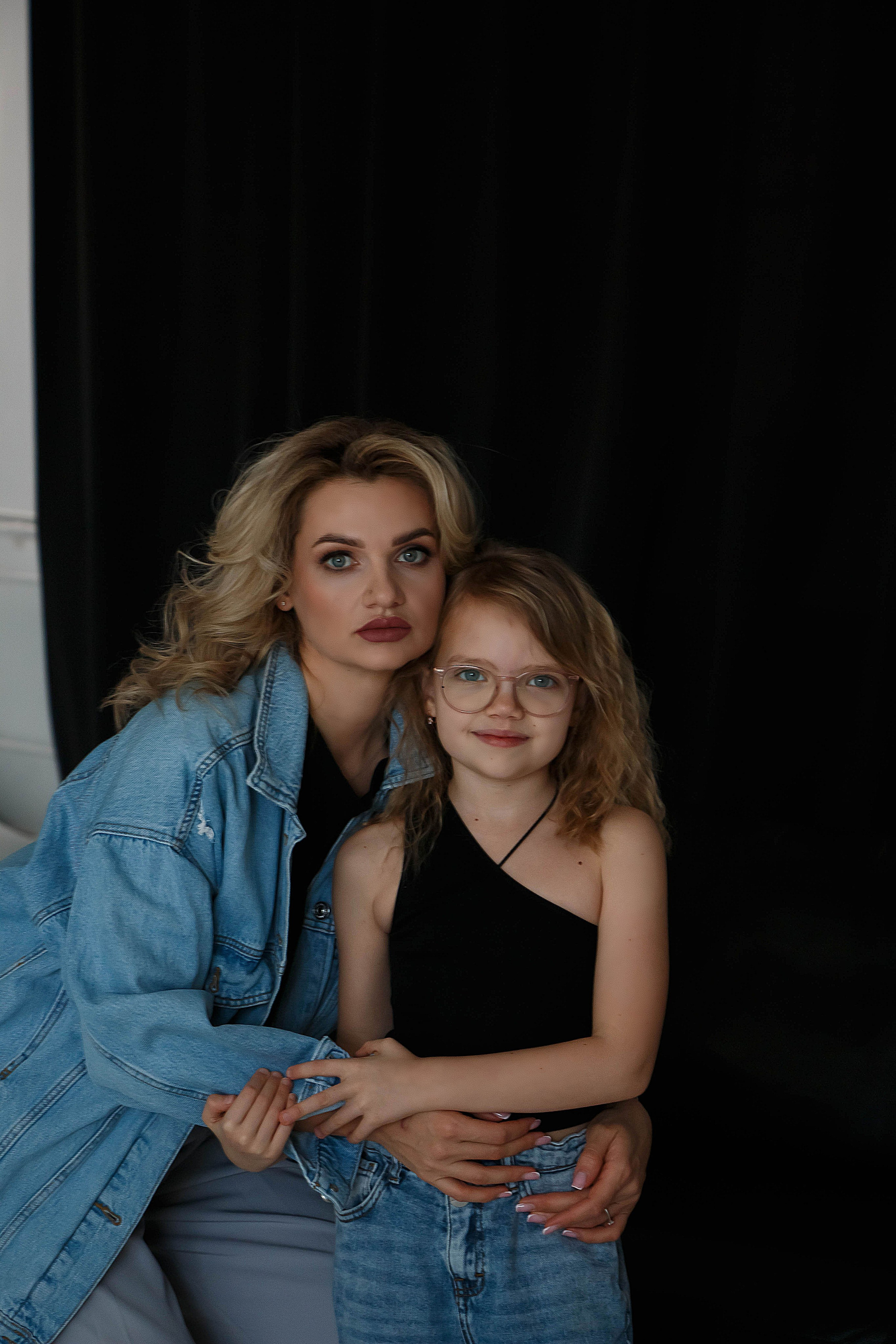 MARYNA & NIKOLETTA & ALISA. Бережно сохраняю ваши чувства и истории на своих фотографиях