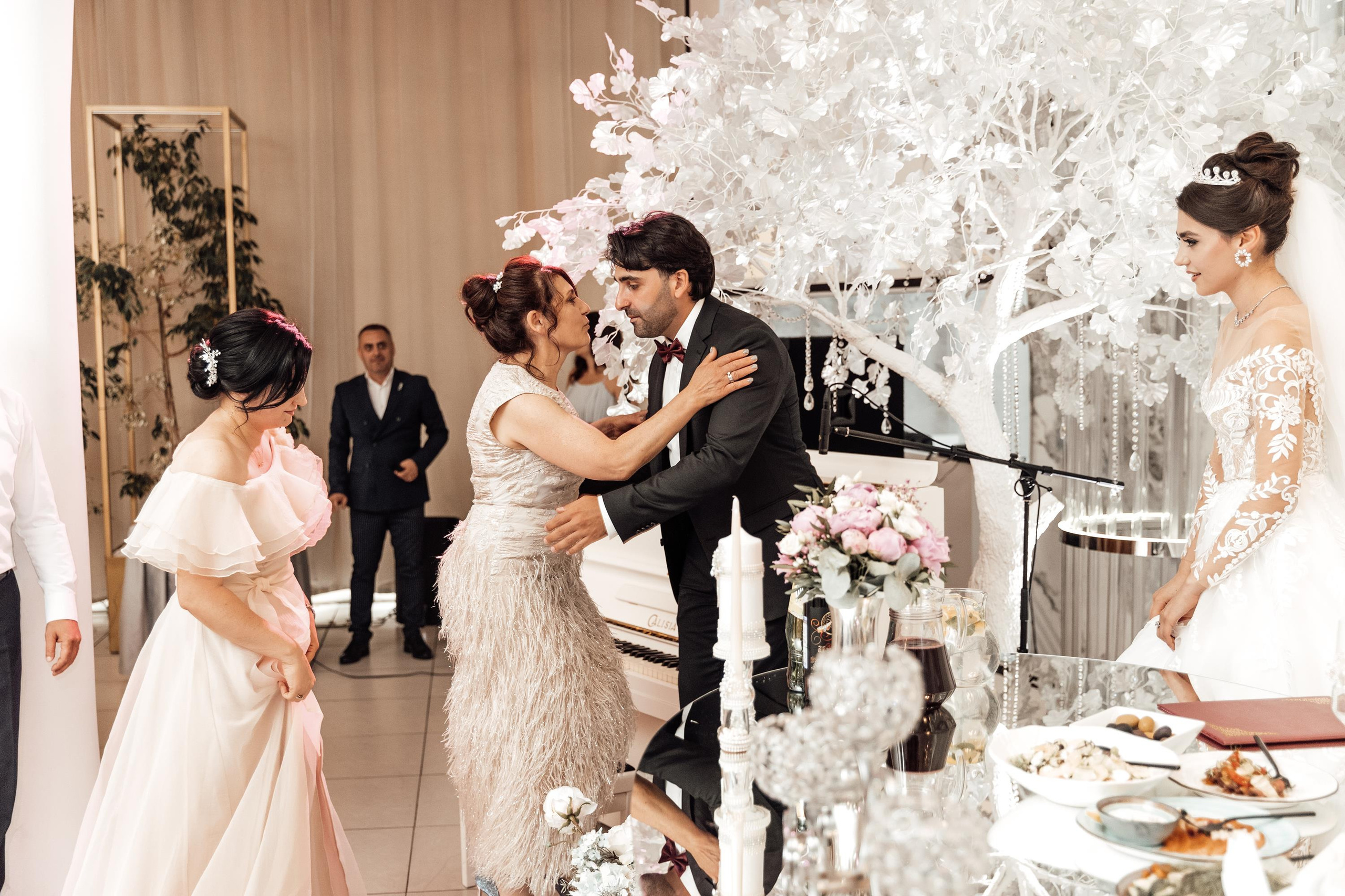 Эдуард Изабелла. Свадебный фотограф в Санкт-Петербурге Рябикин Александр , занимаюсь св