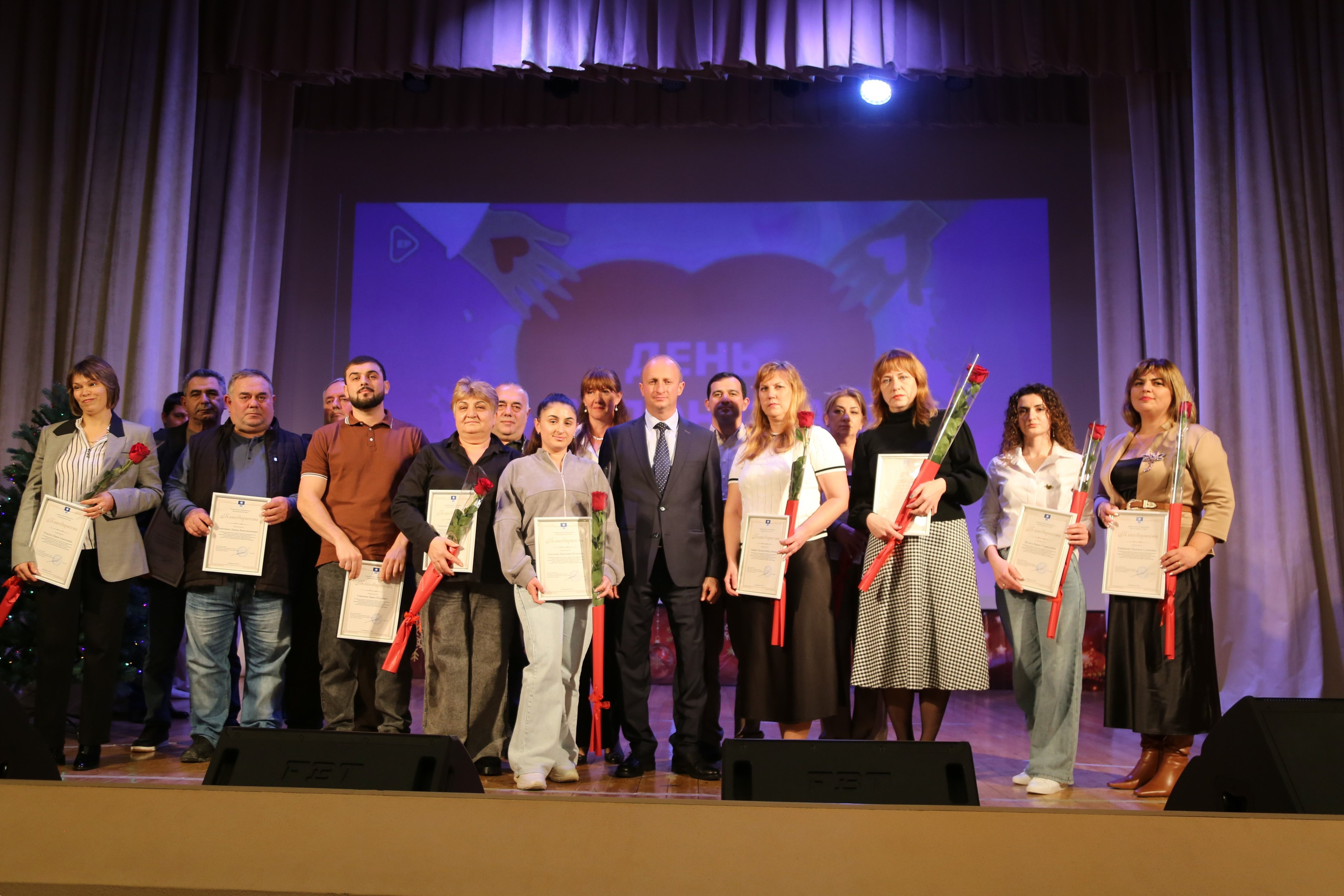 День Волонтёра. Жизнь курорта Кабардинка в фотографиях