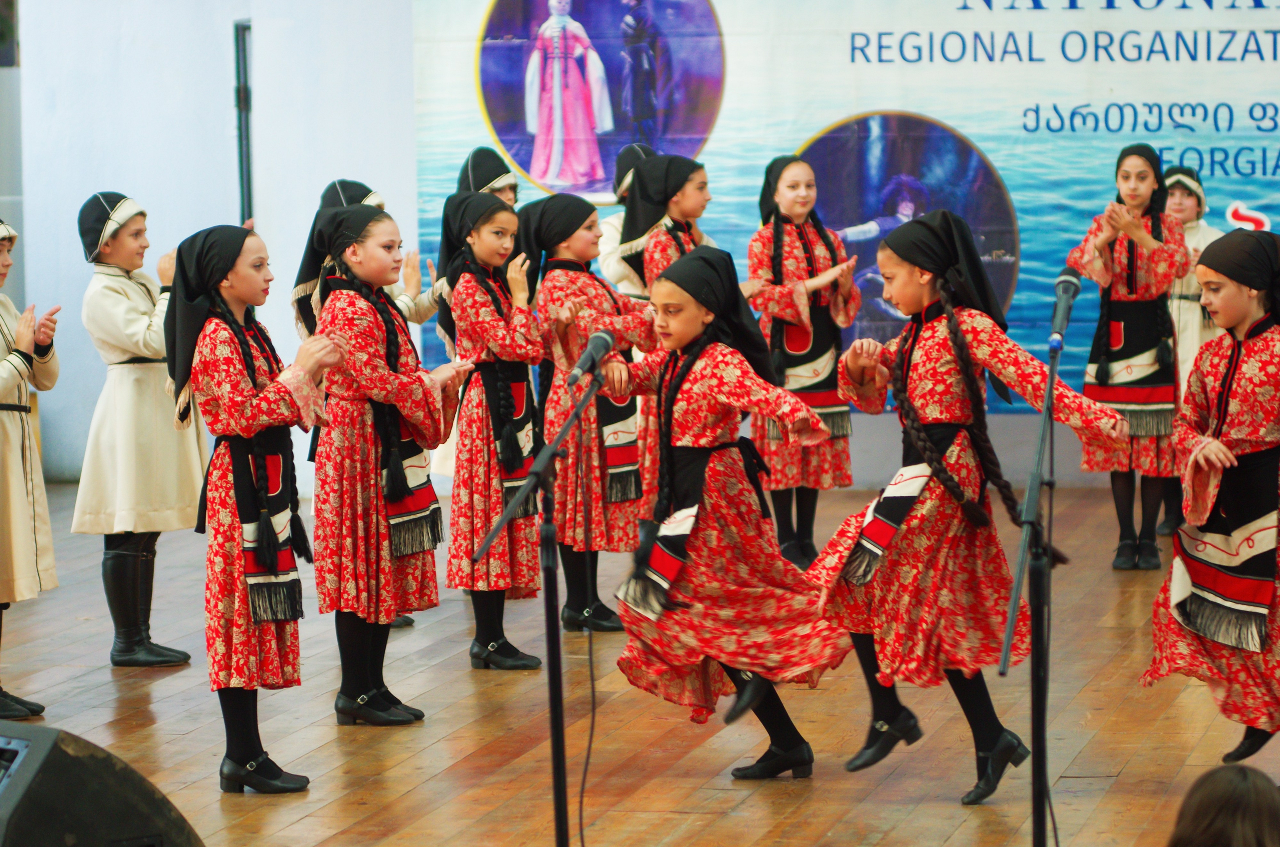 Кабулети Танцы. Портретный фотограф Денис Милютин