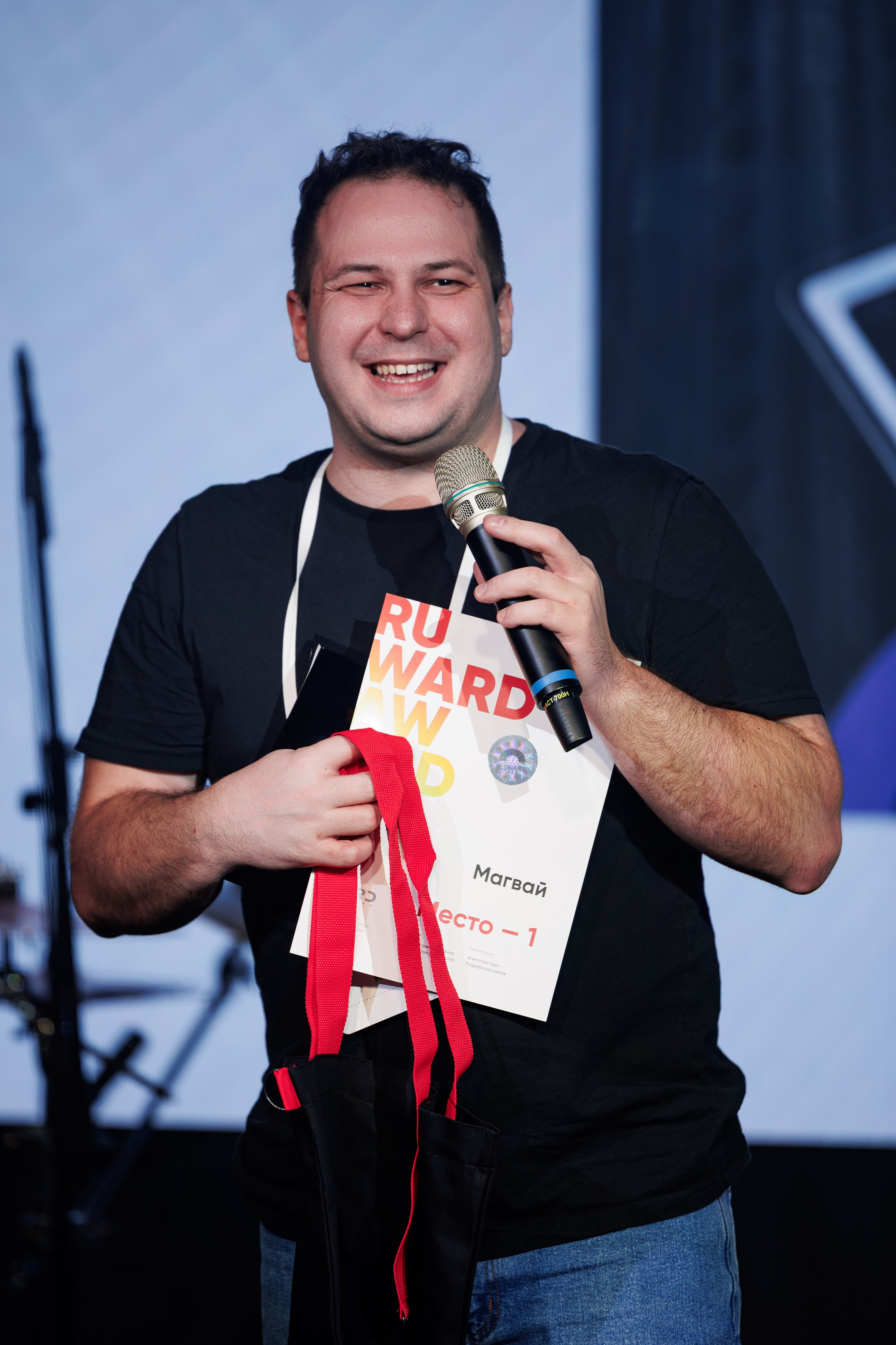 RUWARD AWARD. Репортажный фотограф/видеограф Артур Аванесян в Москве