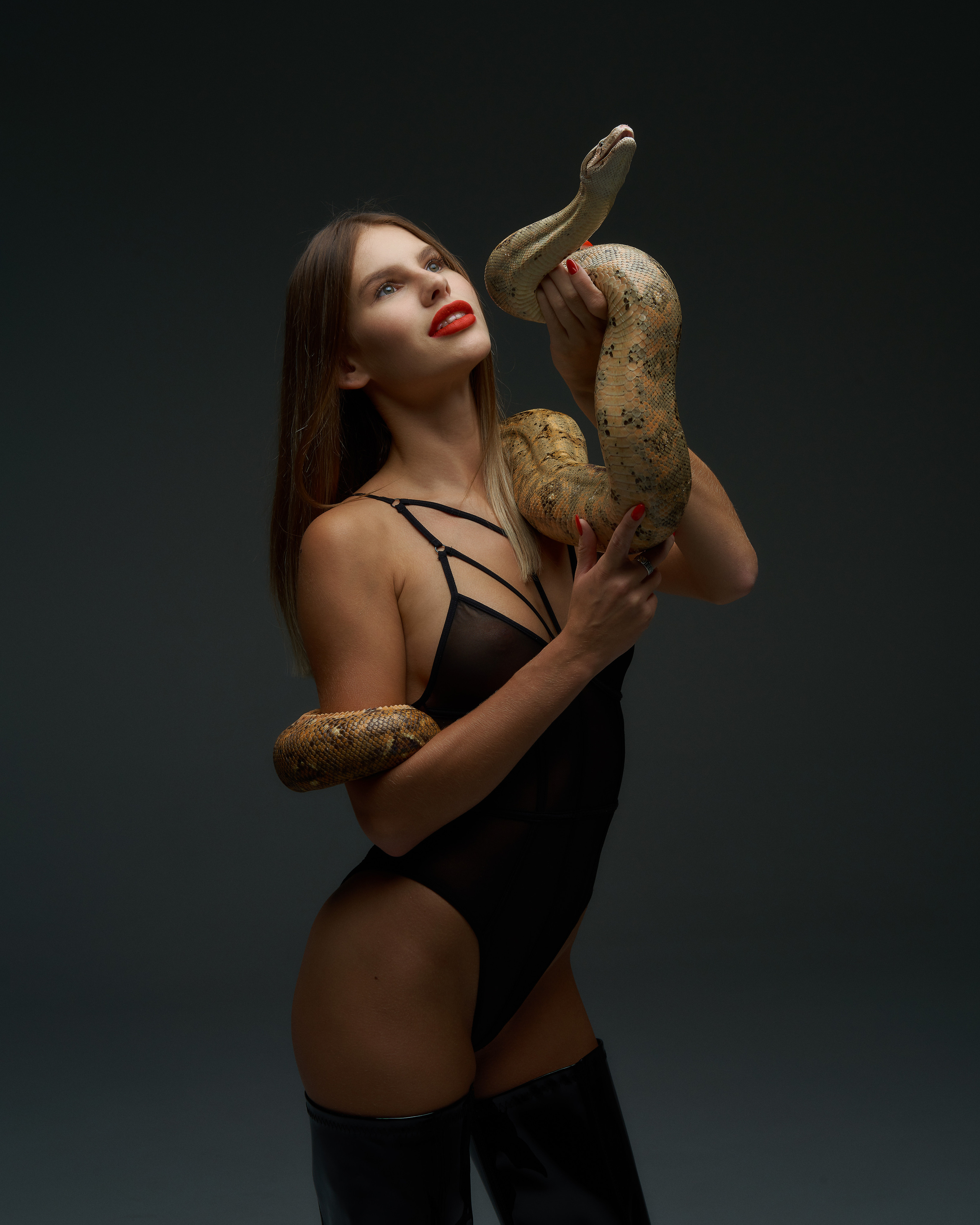 Со змеёй. Алексей Романов фотограф Санкт-Петербург, фотокурсы, фотошкола