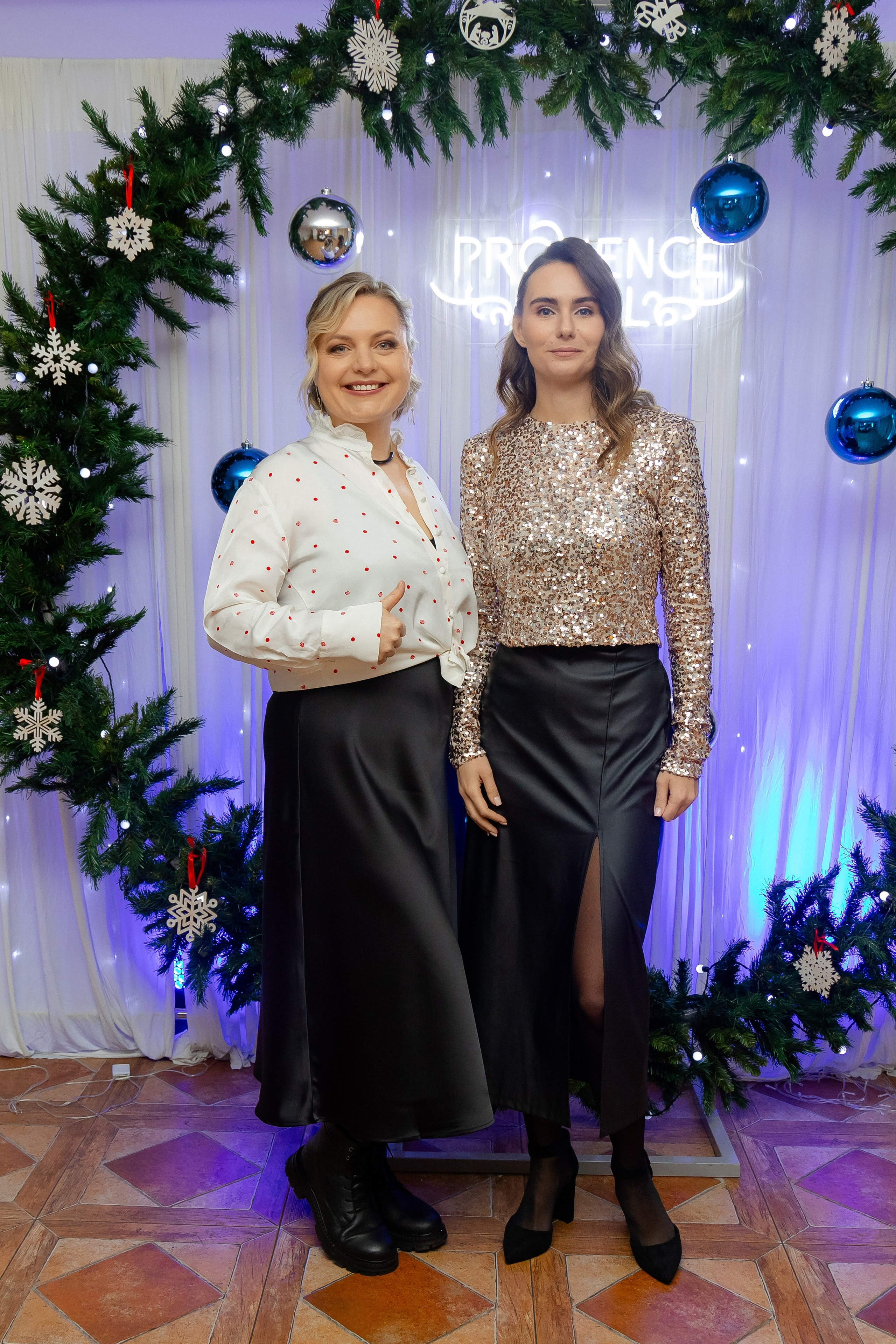 Корпоративная фотосъемка для кафе GARAGE | Новый год 2025 | Минск. Свадебный фотограф в Минске/Беларуси Сергей Спиридонов