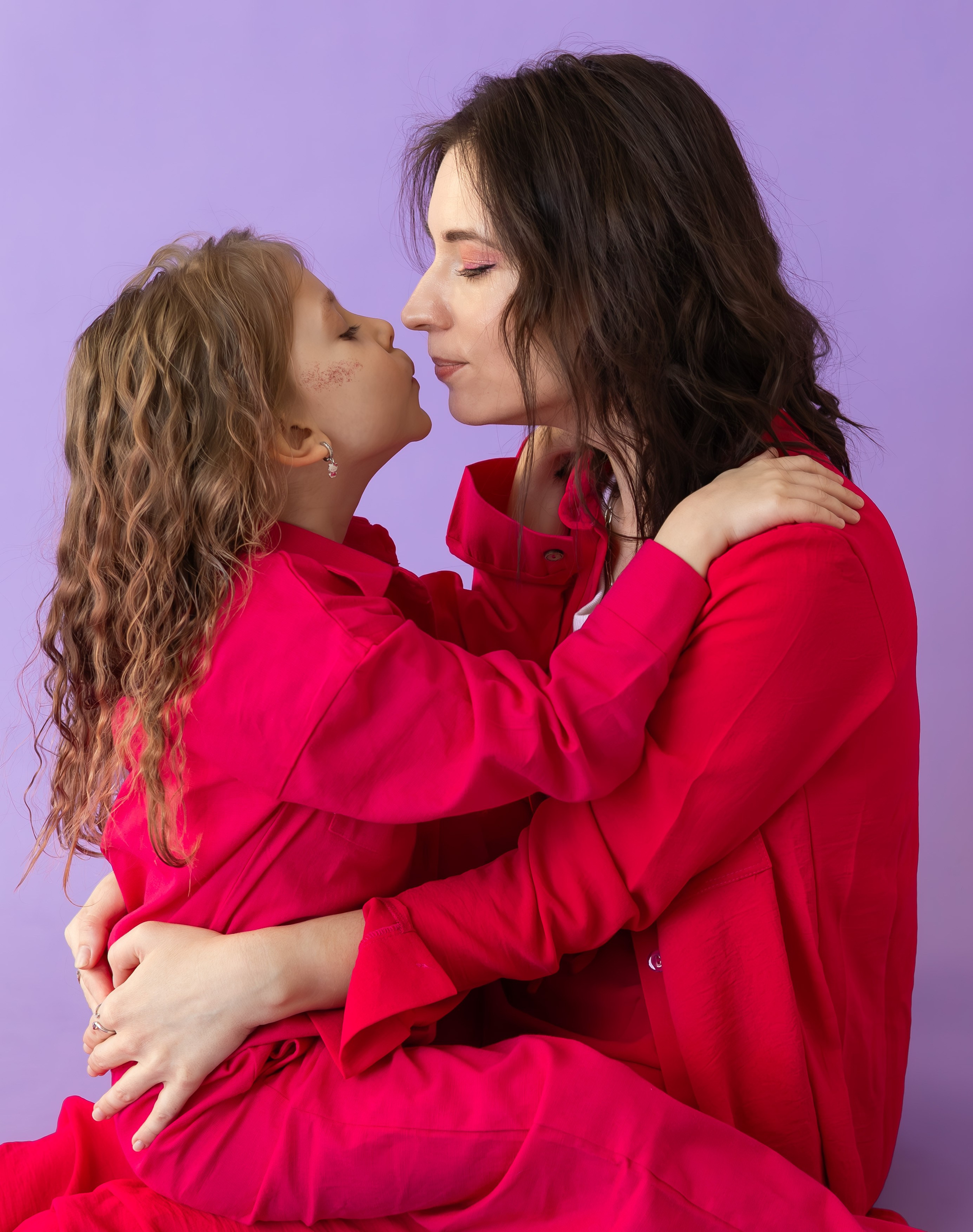 Елизавета и Василиса. Фотосессия в студии «Color Mood». Портретный фотограф Панферова Регина г. Санкт-Петербург, г. Казань