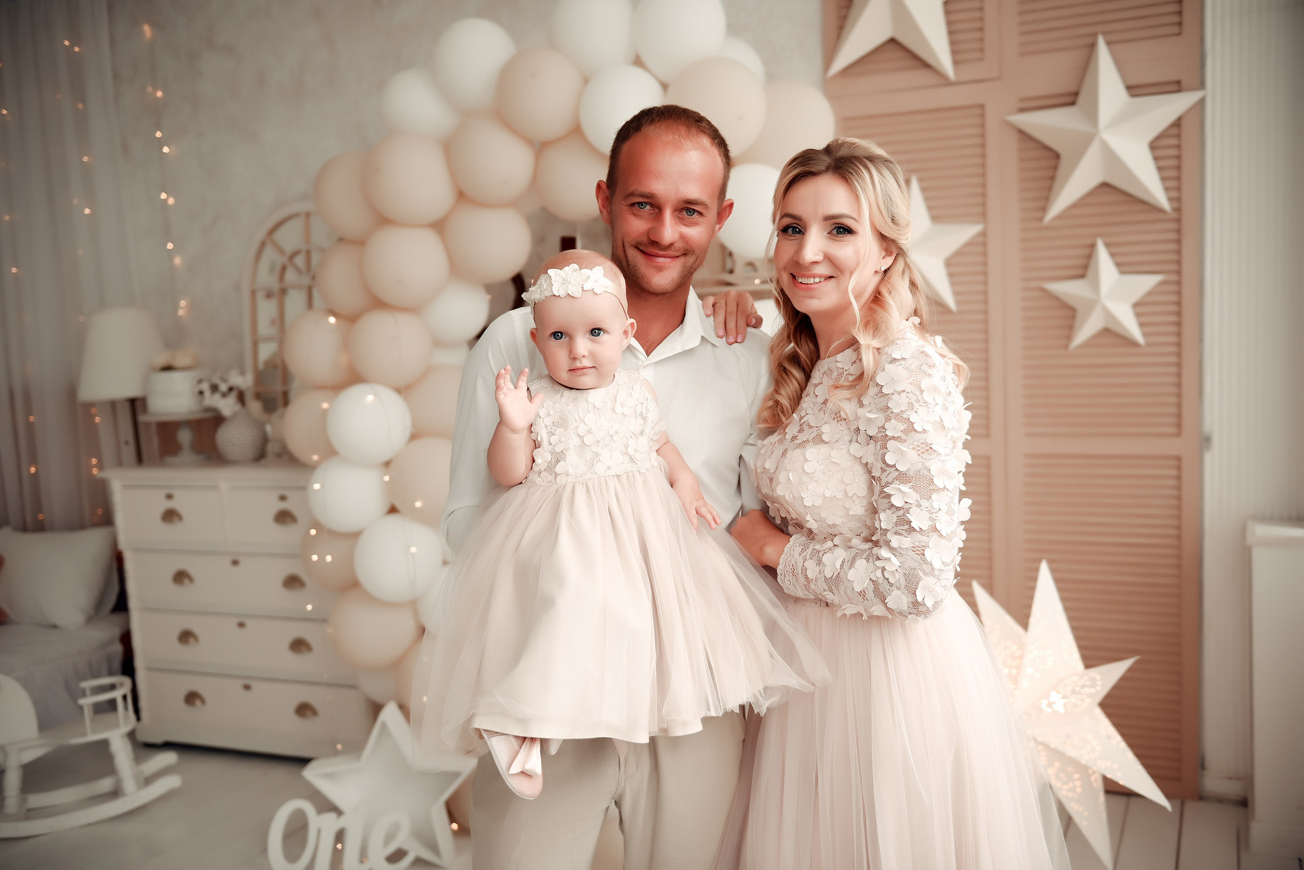 Семейная на 1 годик. Свадебный, семейный, детский, контент фотограф в Омске Максим Ильин