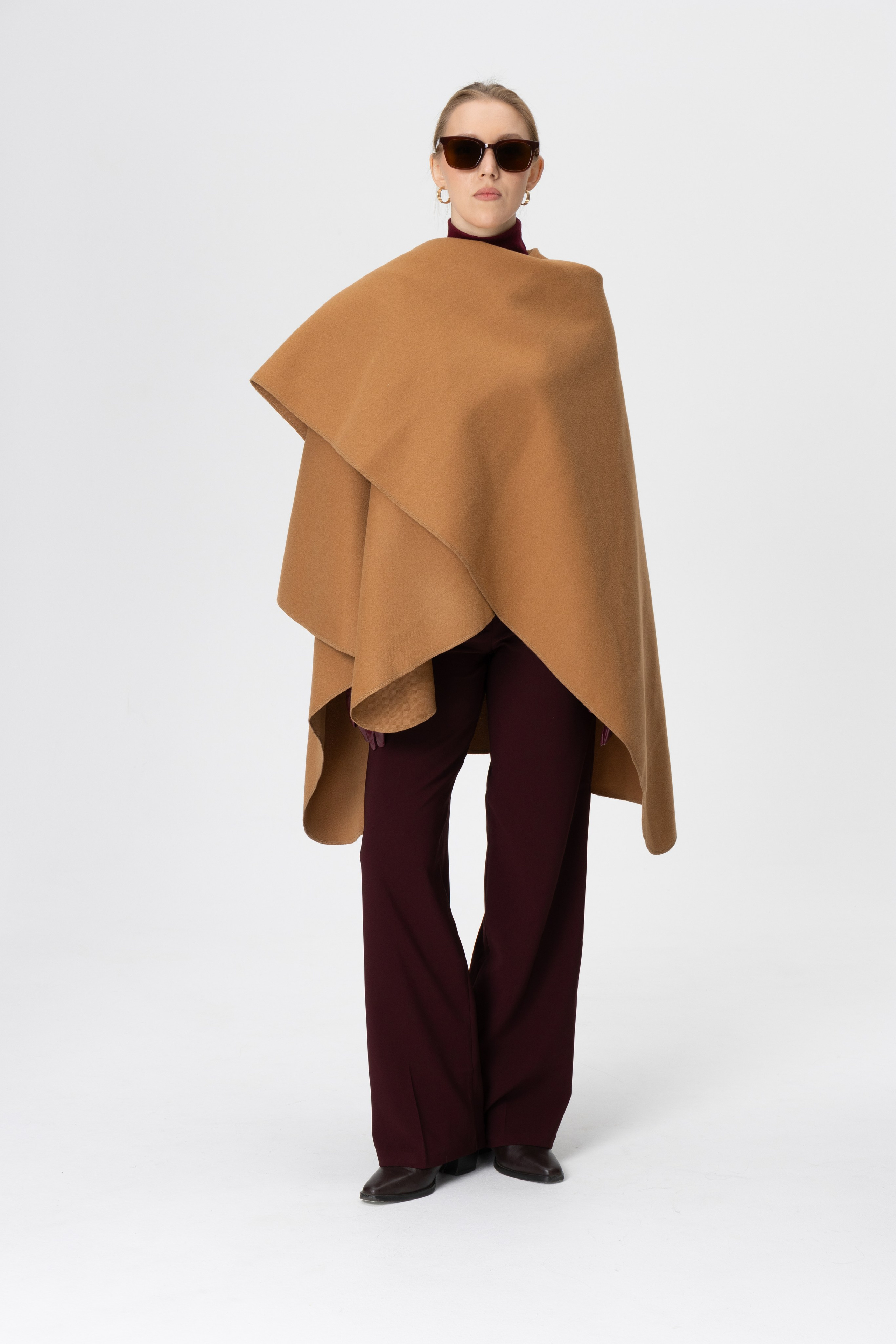 Кожа, трикотаж и кашемир. Главная