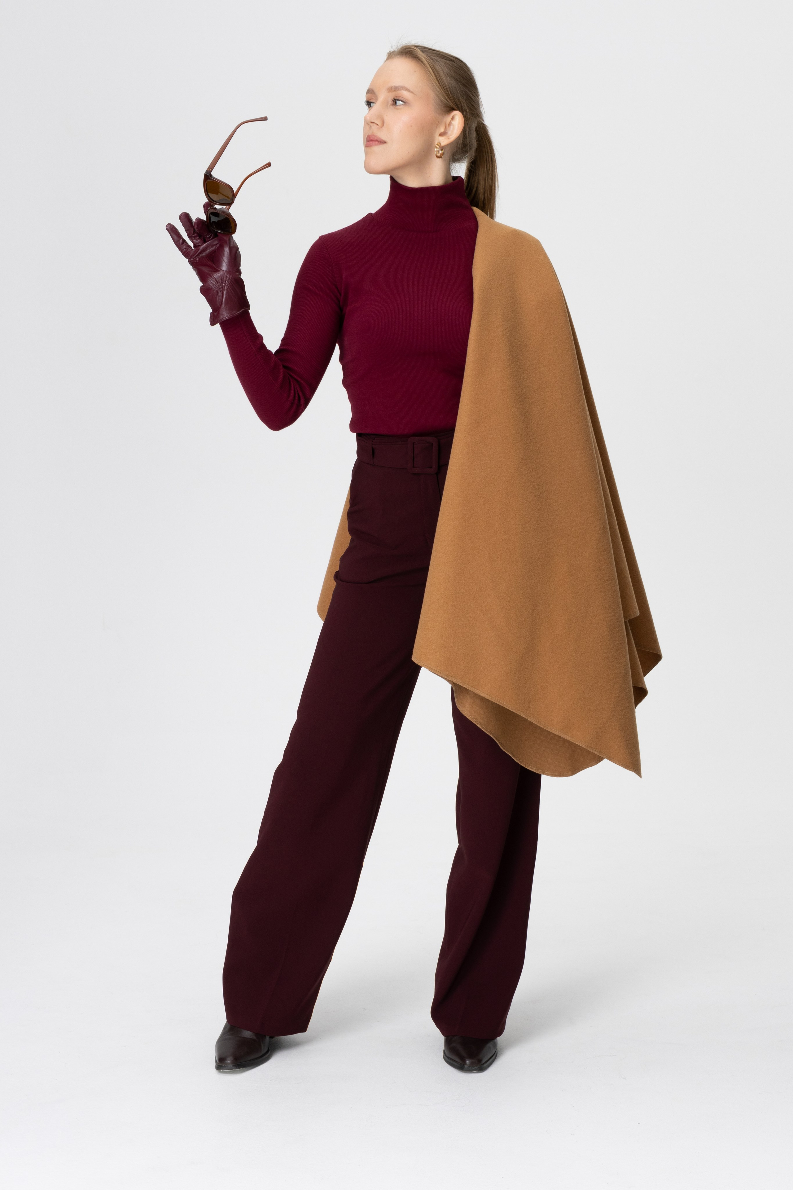 Кожа, трикотаж и кашемир. Главная