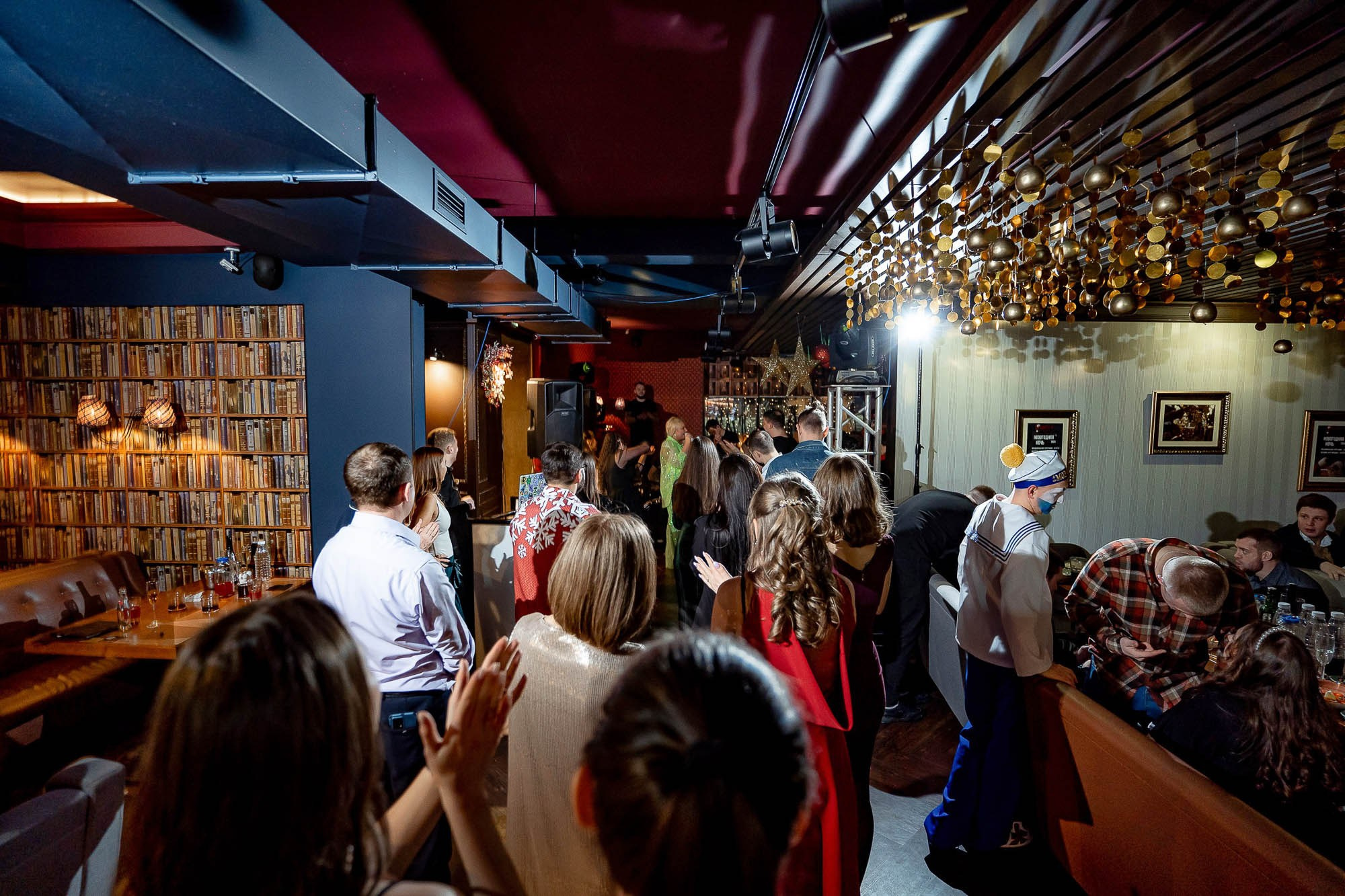 Новый год 2024 в Peoples. Сергей Кошкин. Репортажная и ивент-фотография в Сургуте