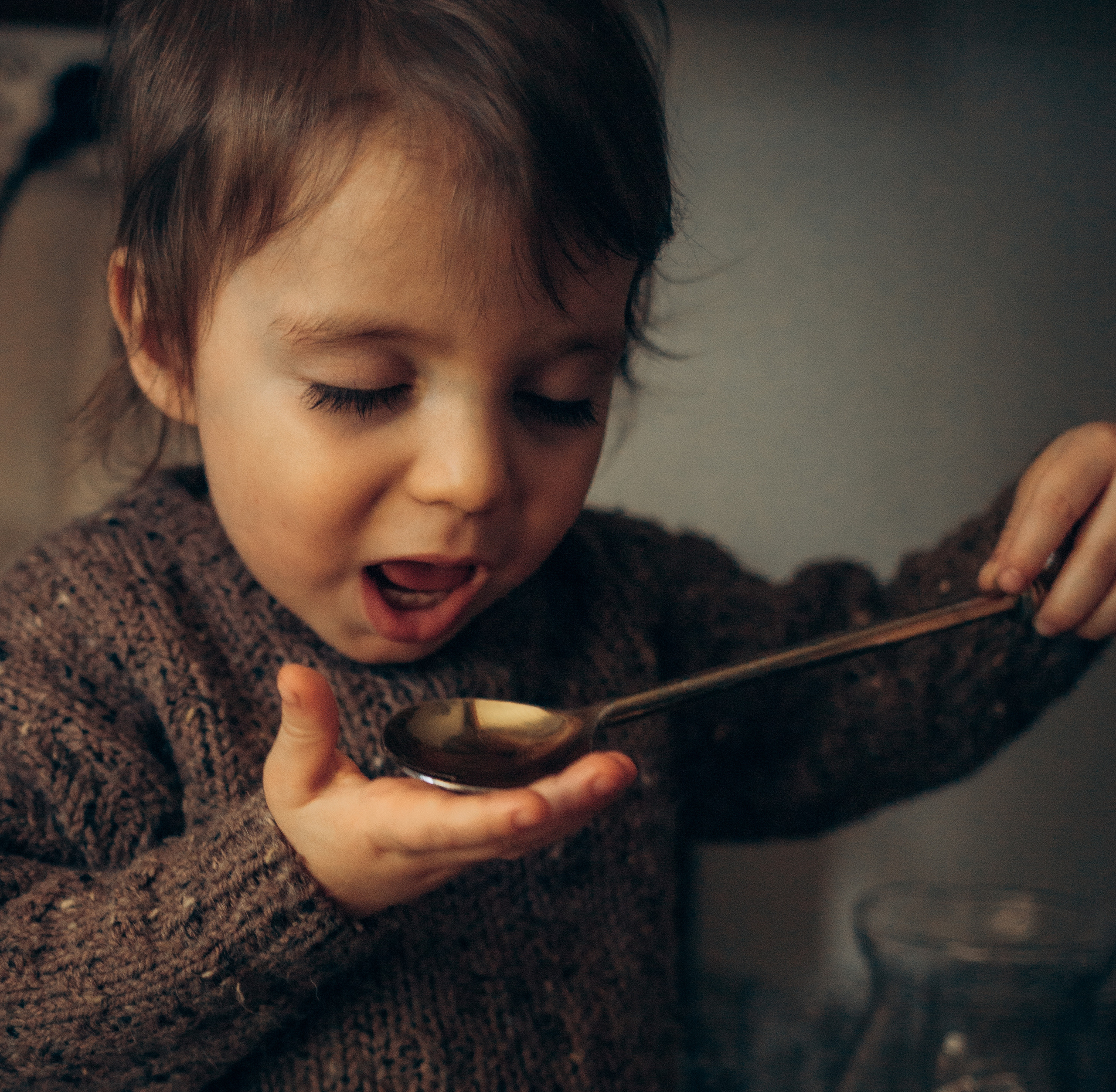 Анастасия, Манс, Паша, Маша, Саша, Федя. Всем привет! Меня зовут Евгения Попова и я семейный фотограф в Москве