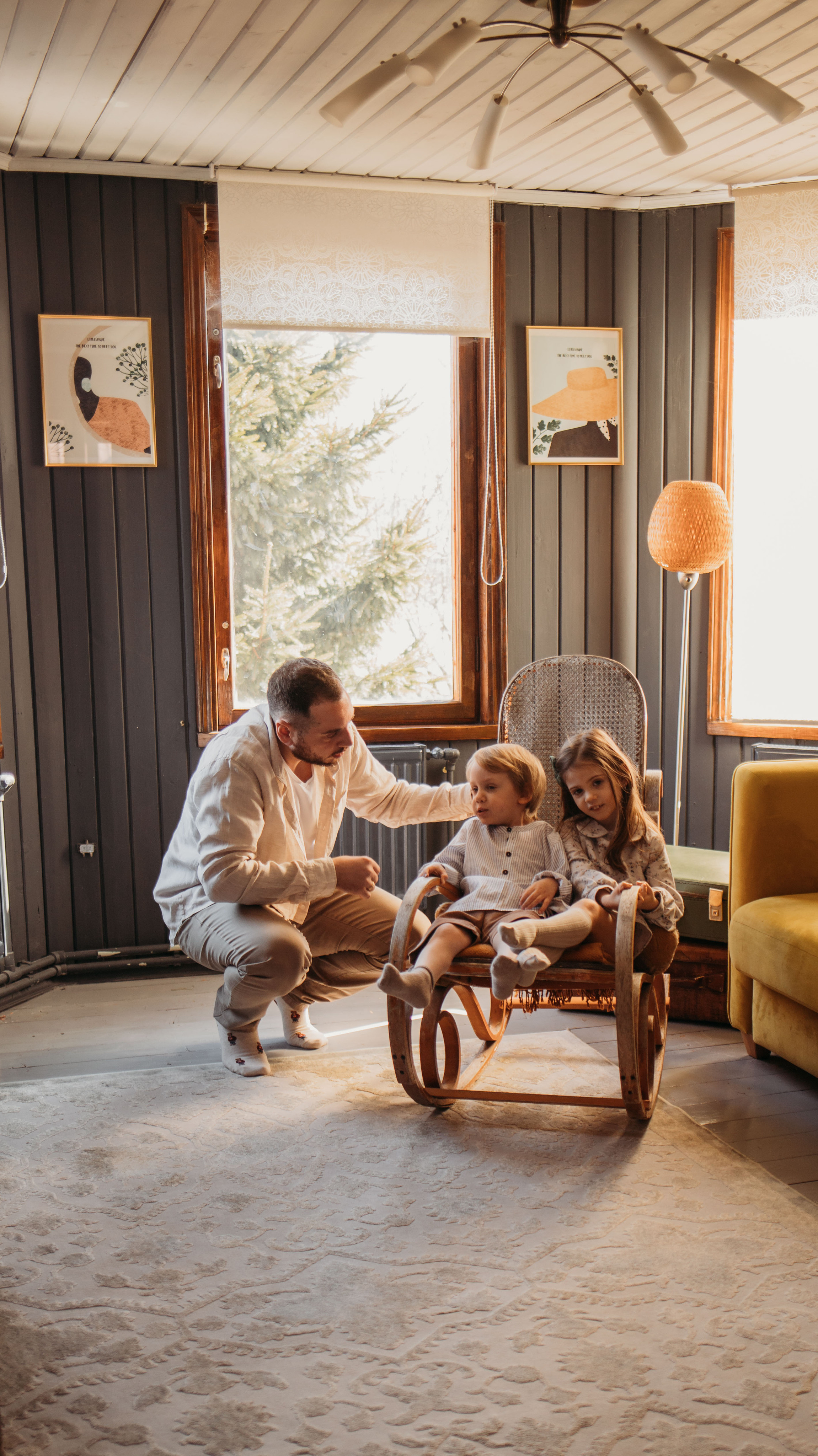 Ирина, Эдвард, Моника, Марсель. Всем привет! Меня зовут Евгения Попова и я семейный фотограф в Москве