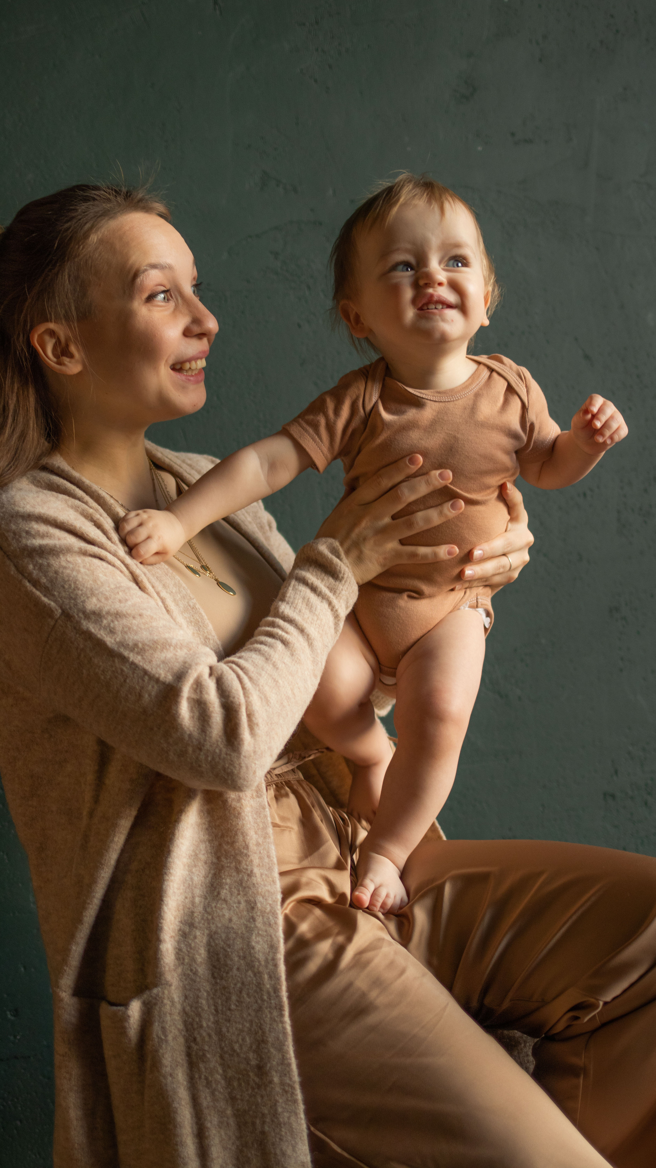 Анна и Яша. Всем привет! Меня зовут Евгения Попова и я семейный фотограф в Москве