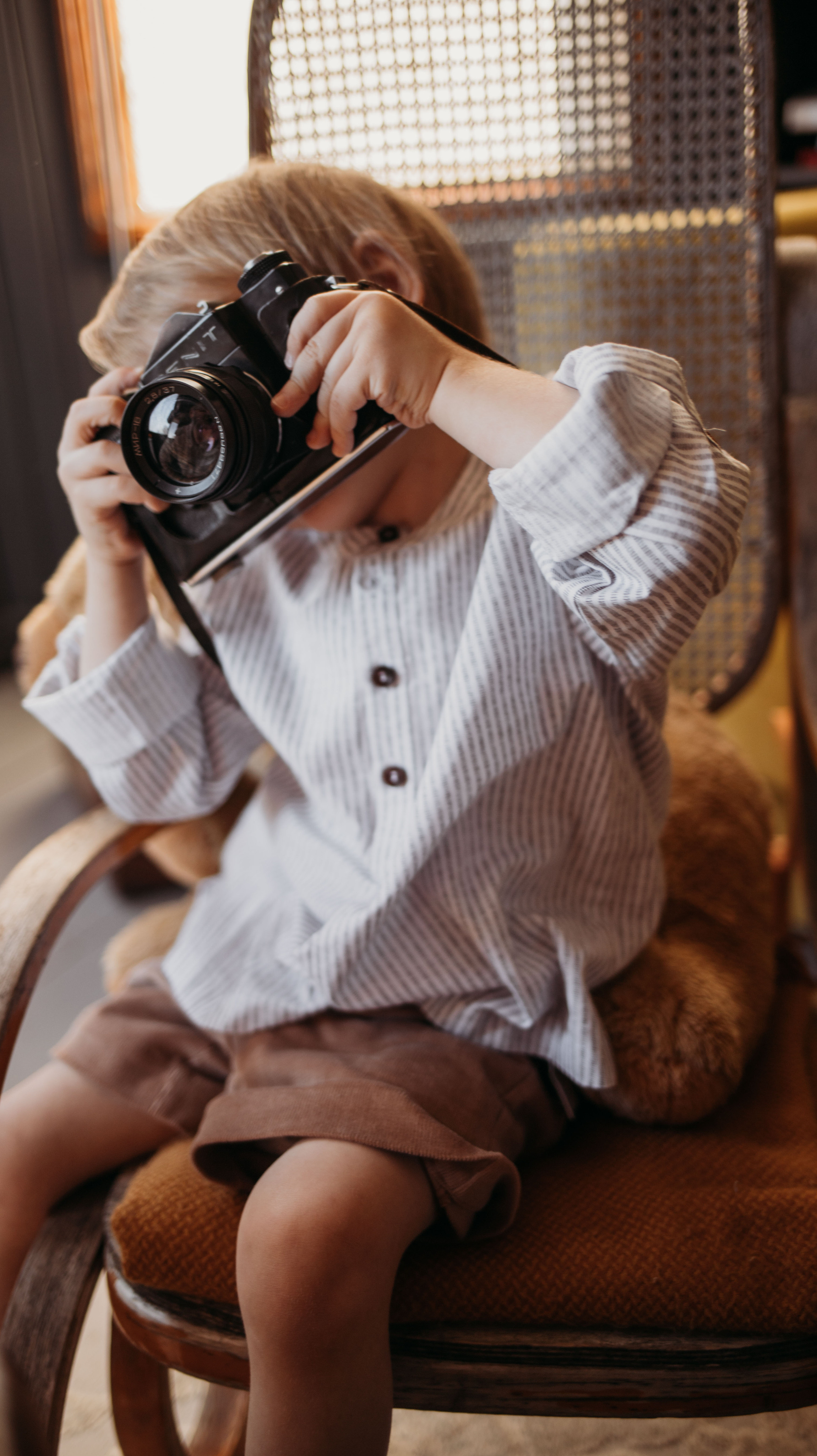 Ирина, Эдвард, Моника, Марсель. Всем привет! Меня зовут Евгения Попова и я семейный фотограф в Москве