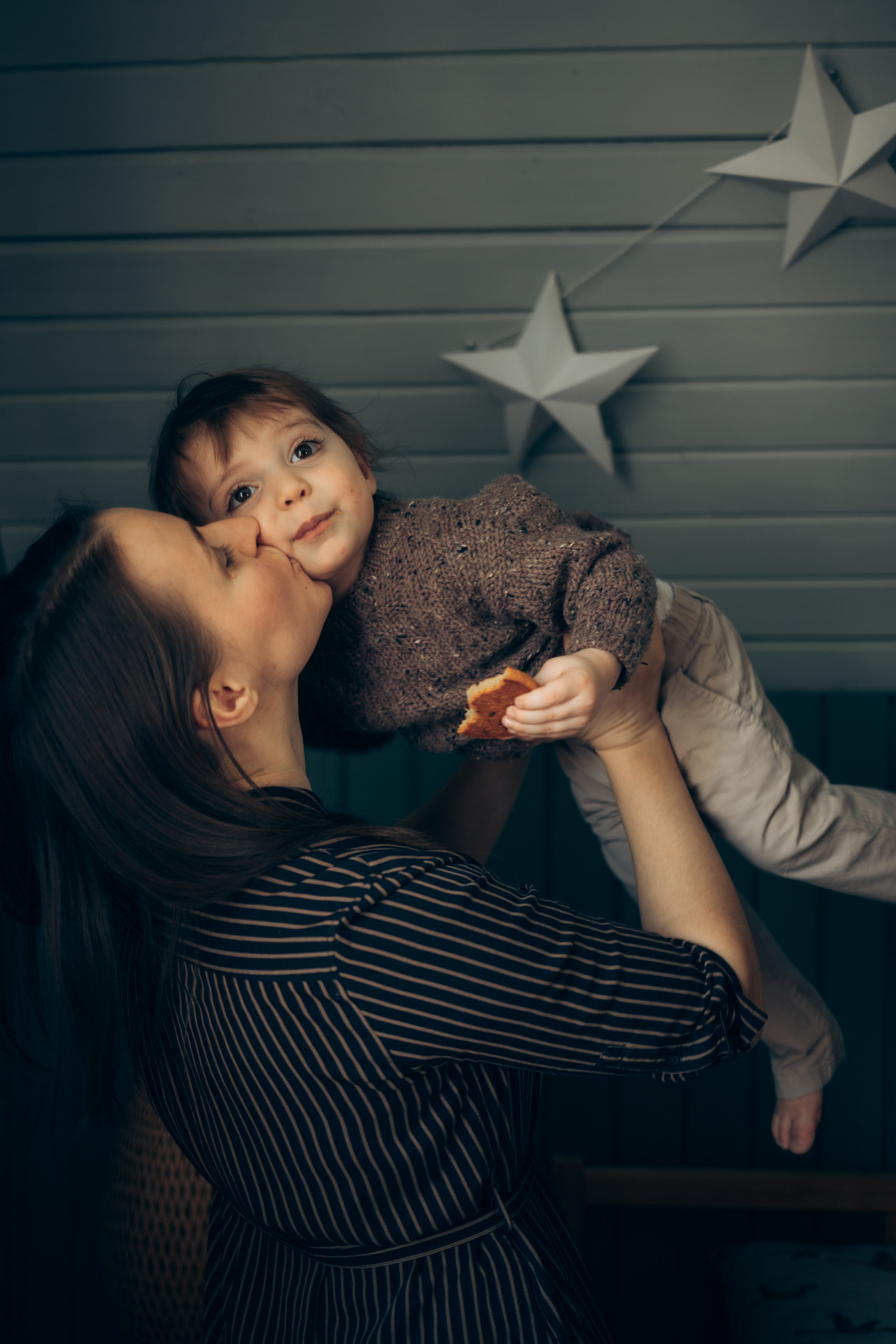 Анастасия, Манс, Паша, Маша, Саша, Федя. Всем привет! Меня зовут Евгения Попова и я семейный фотограф в Москве
