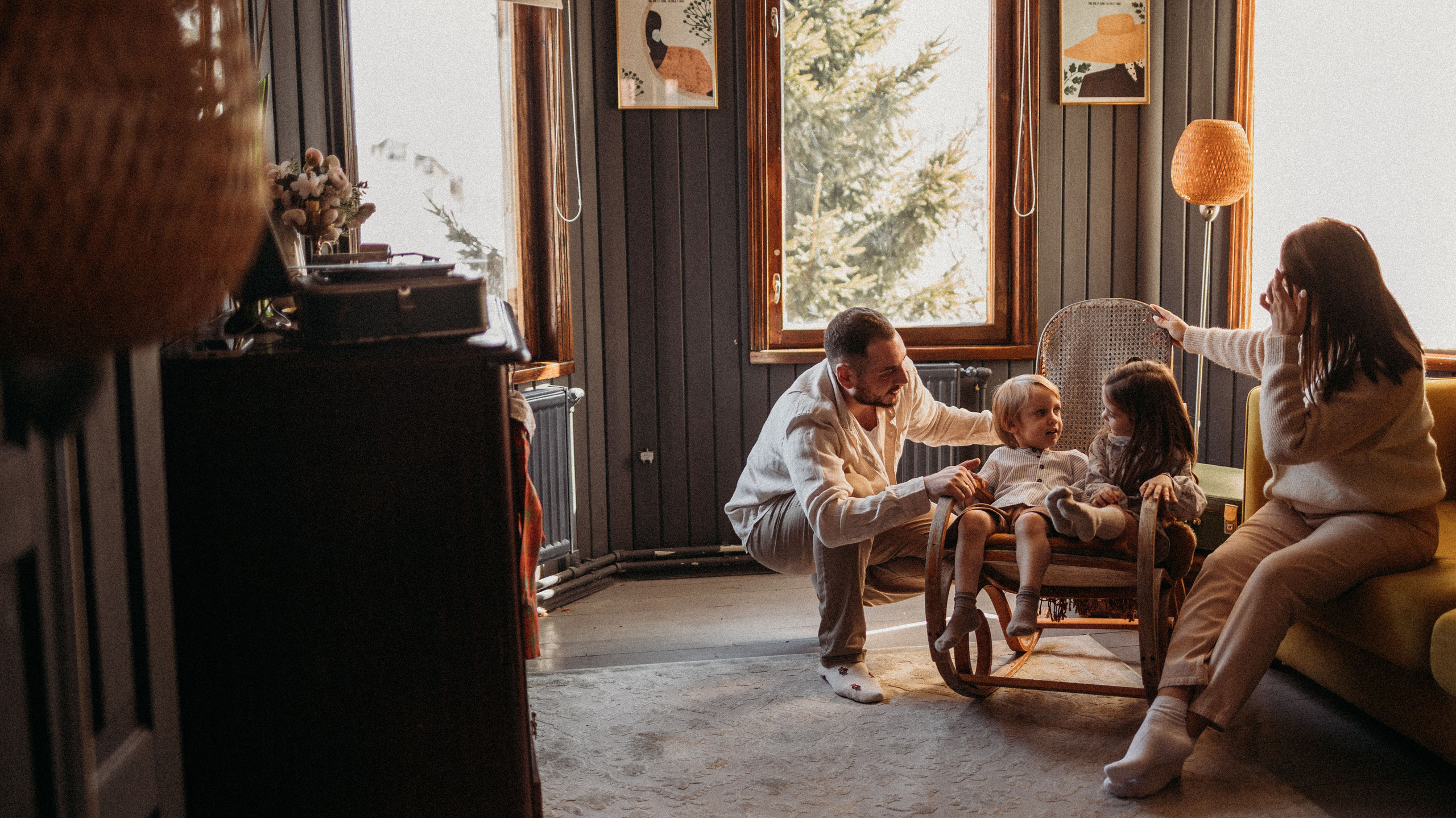 Ирина, Эдвард, Моника, Марсель. Всем привет! Меня зовут Евгения Попова и я семейный фотограф в Москве