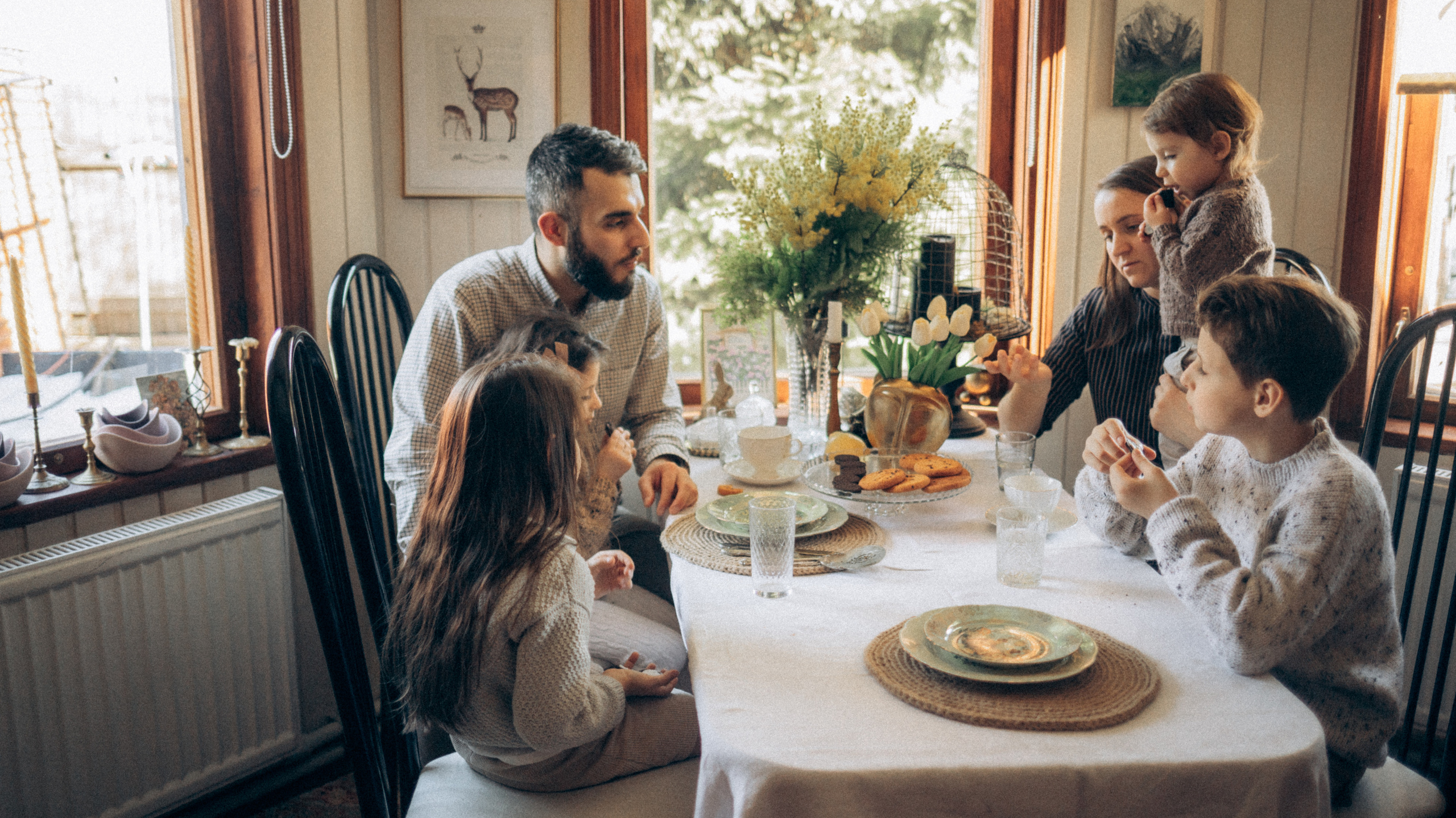 Анастасия, Манс, Паша, Маша, Саша, Федя. Всем привет! Меня зовут Евгения Попова и я семейный фотограф в Москве