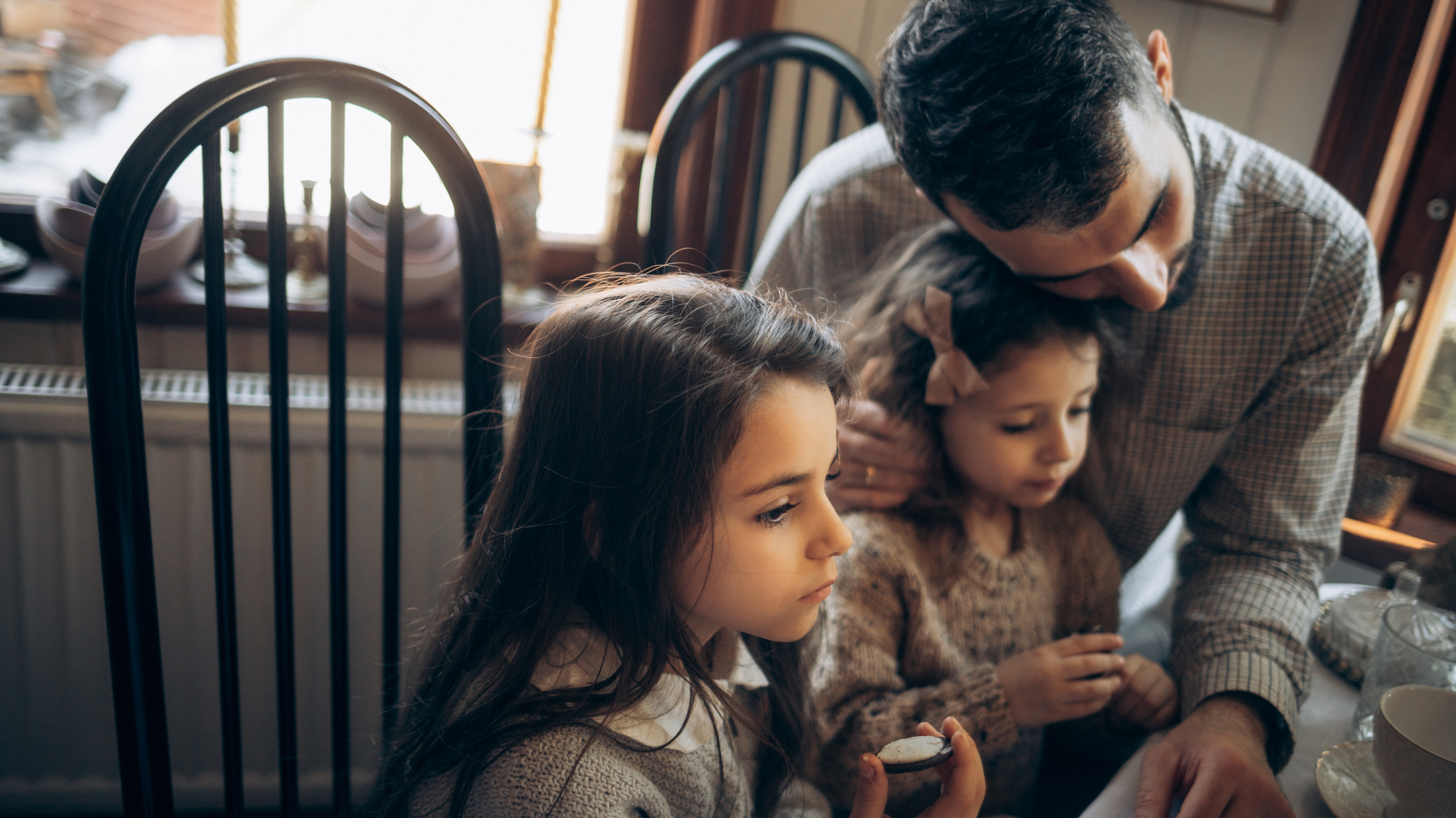 Анастасия, Манс, Паша, Маша, Саша, Федя. Всем привет! Меня зовут Евгения Попова и я семейный фотограф в Москве