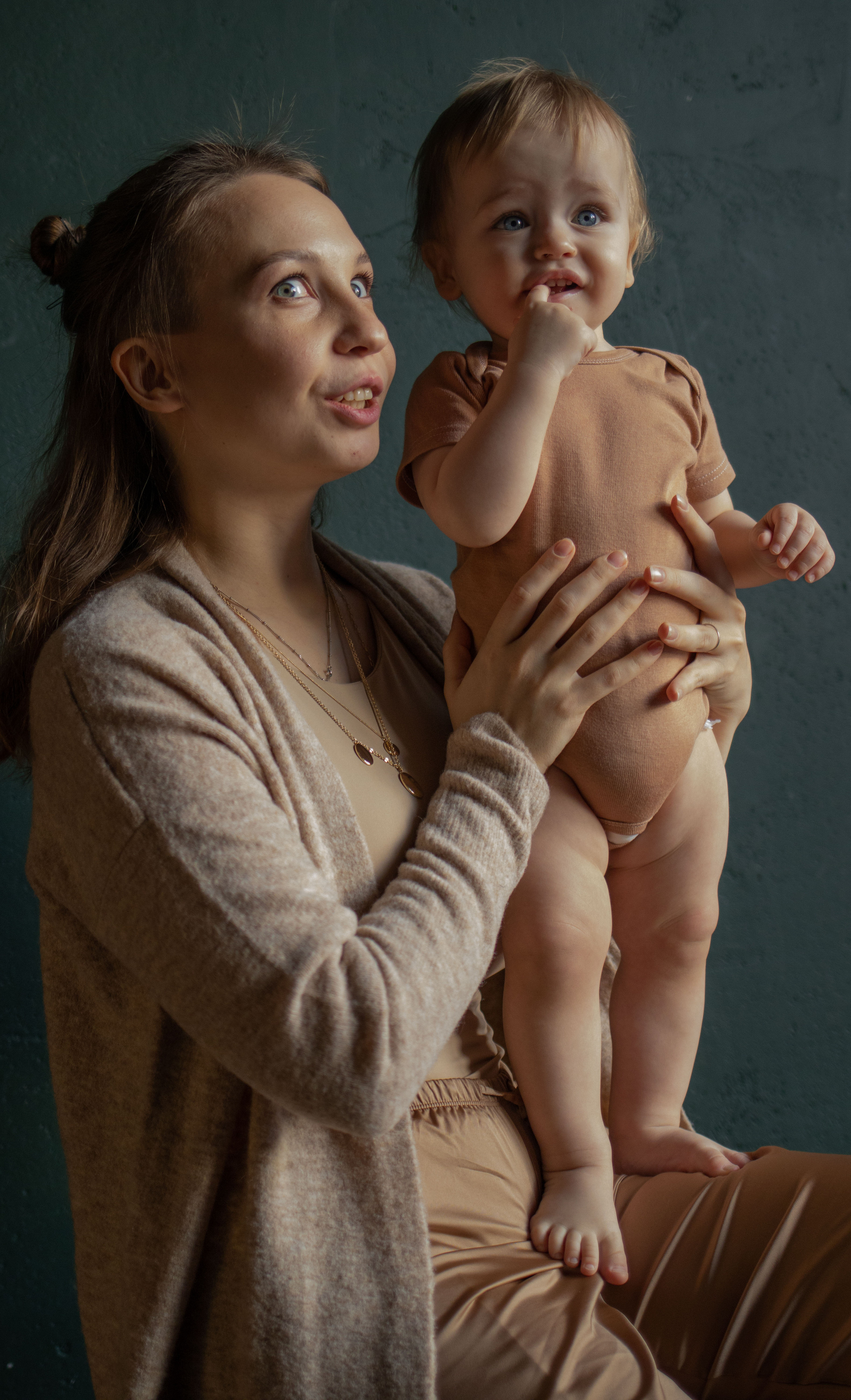 Анна и Яша. Всем привет! Меня зовут Евгения Попова и я семейный фотограф в Москве