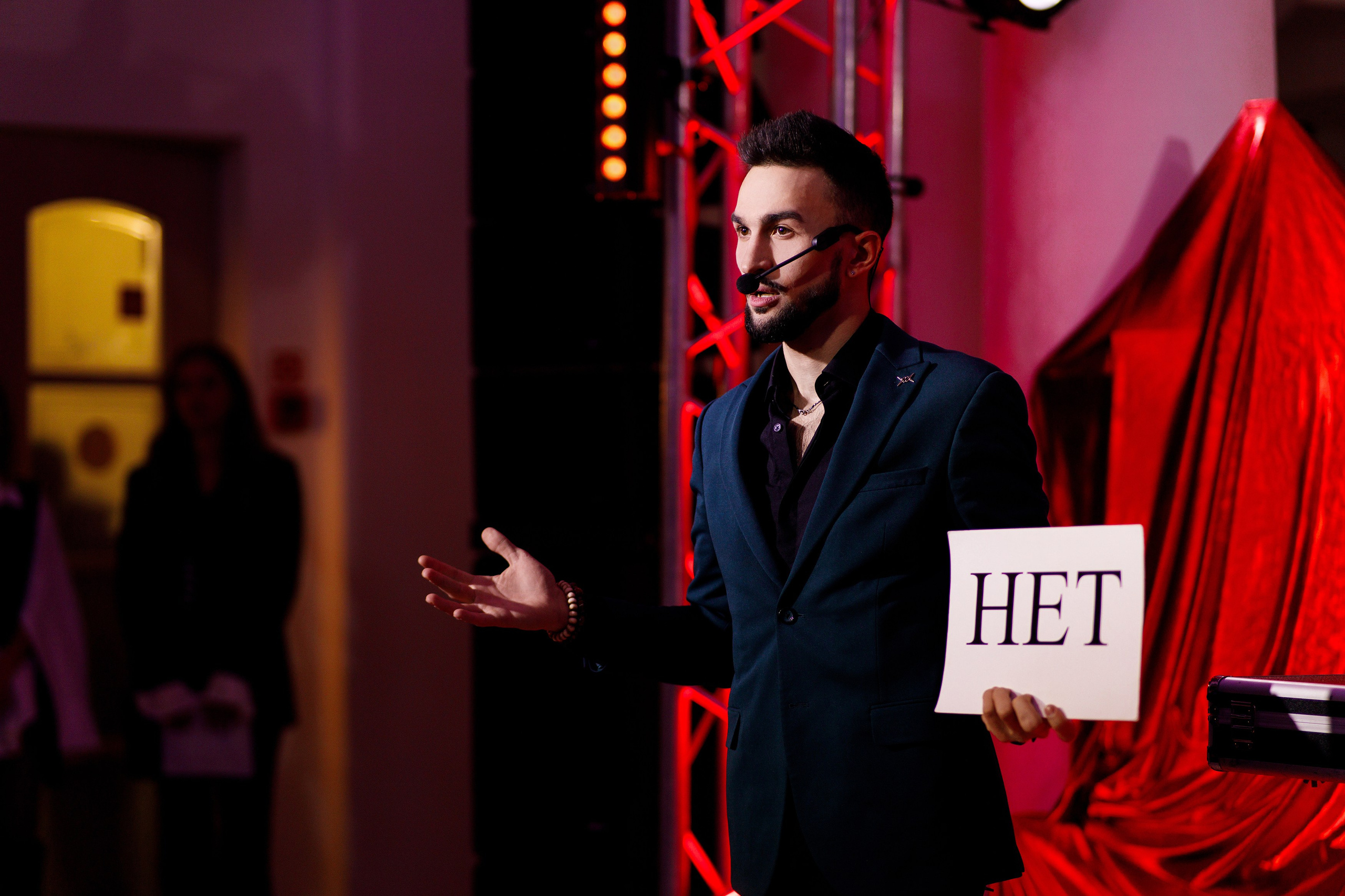 Награждение победителя конкурса «Учитель Года» г. Горнозаводск. Фотограф Дмитрий Молчанов | Фотограф Пермь | Фотограф