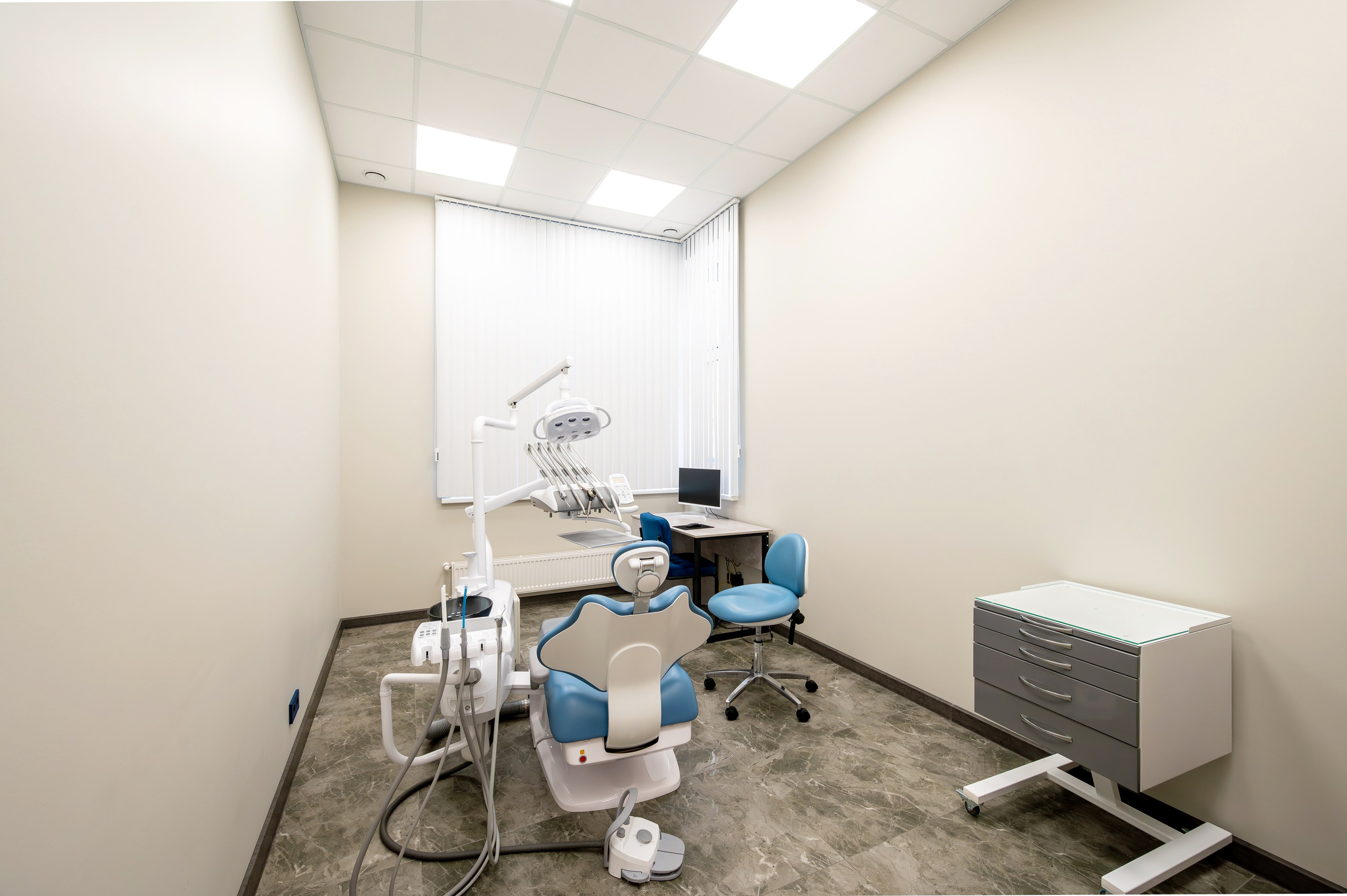 Стоматология Арктика. Интерьерный фотограф. Фото- видеосъемка недвижимости Санкт-Петербург