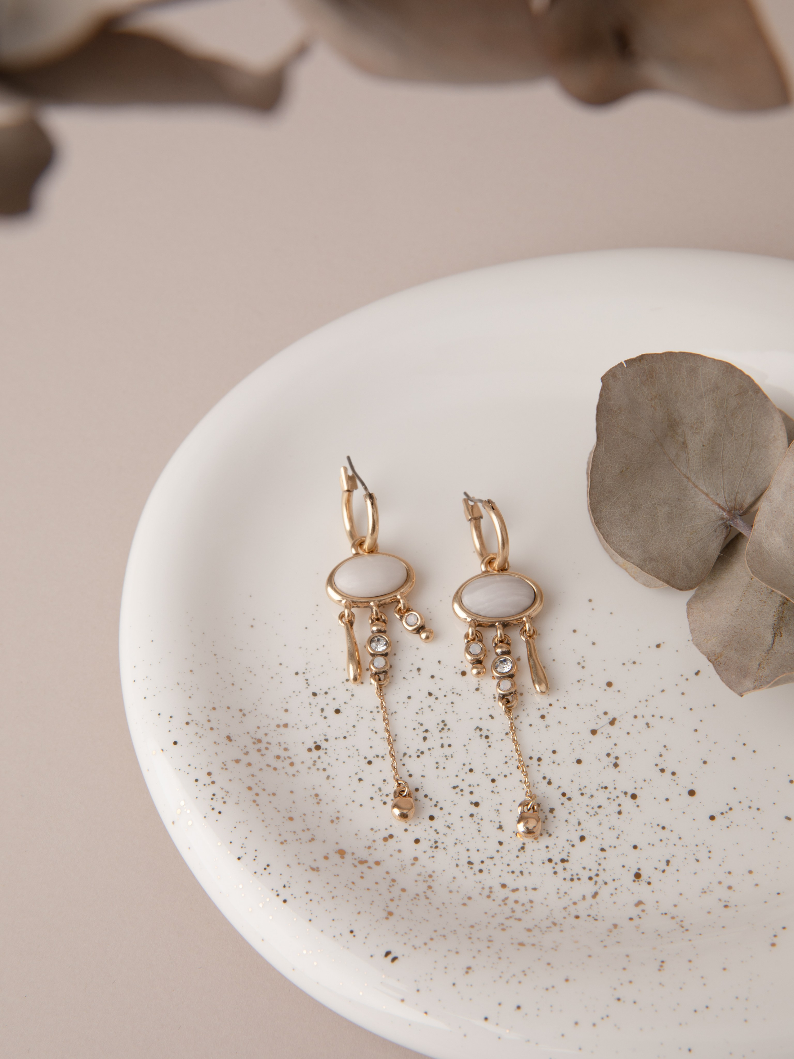 Украшения. Фотостудия предметной и модельной съёмки для маркетплейсов