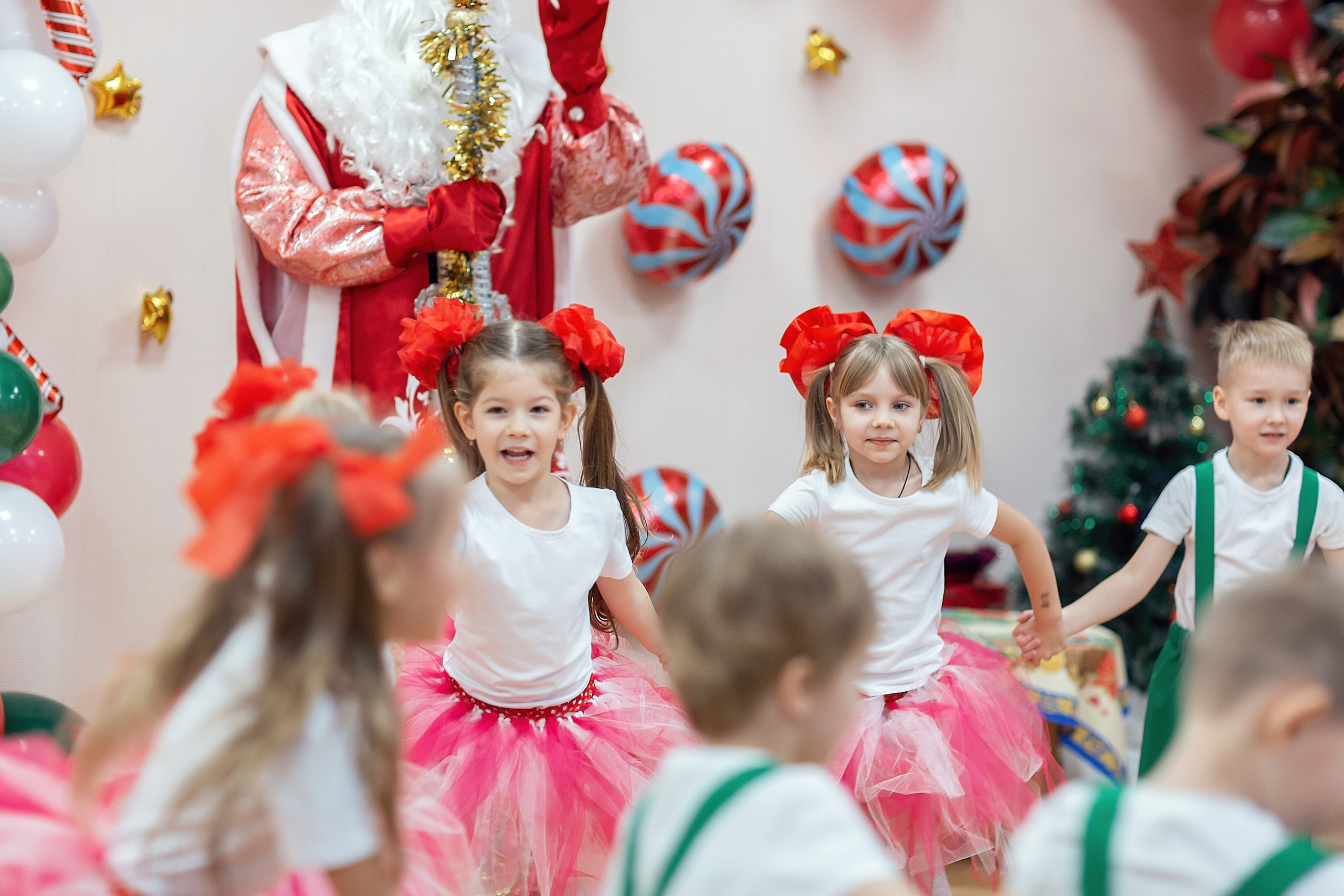 Утренник_"Карамельная фабрика» 2024. Семейный фотограф в Санкт-Петербурге