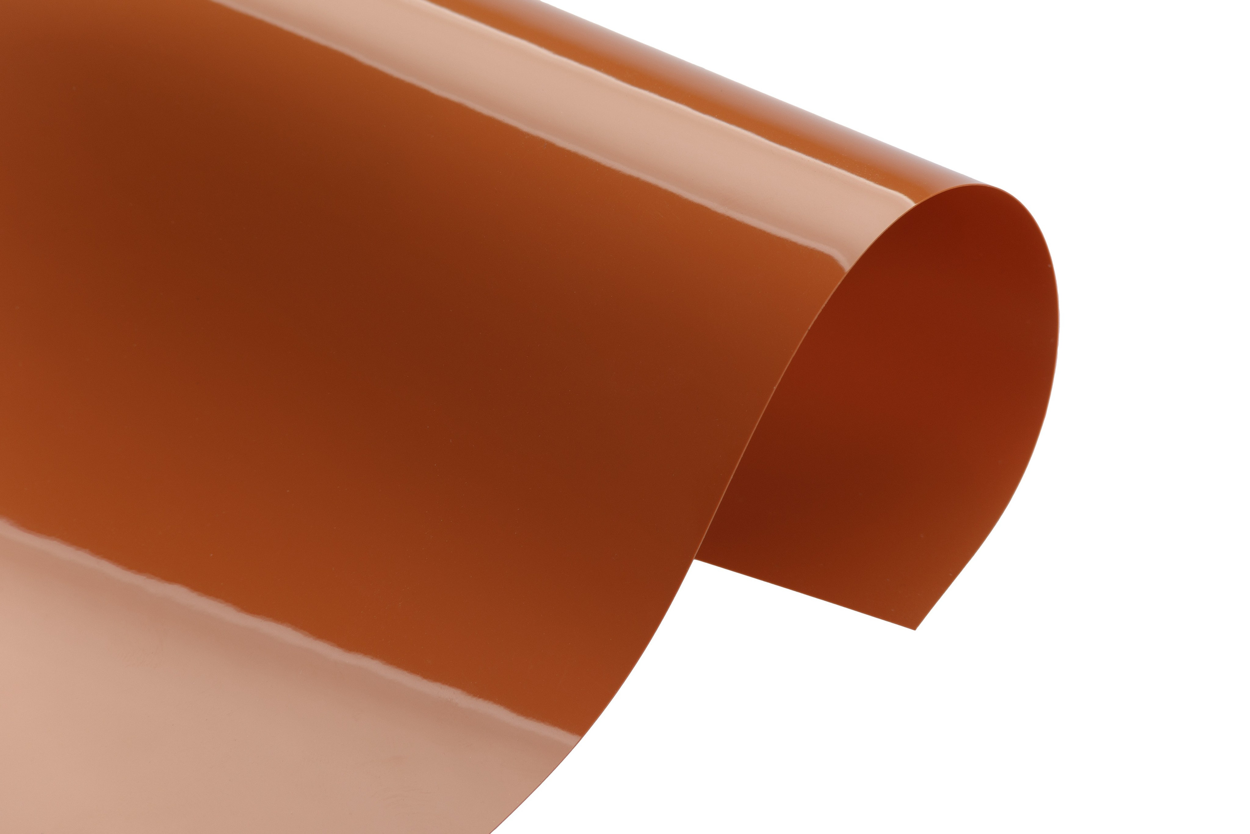 На белом для маркетплейсов и каталогов. Предметный фотограф Александр Трузян