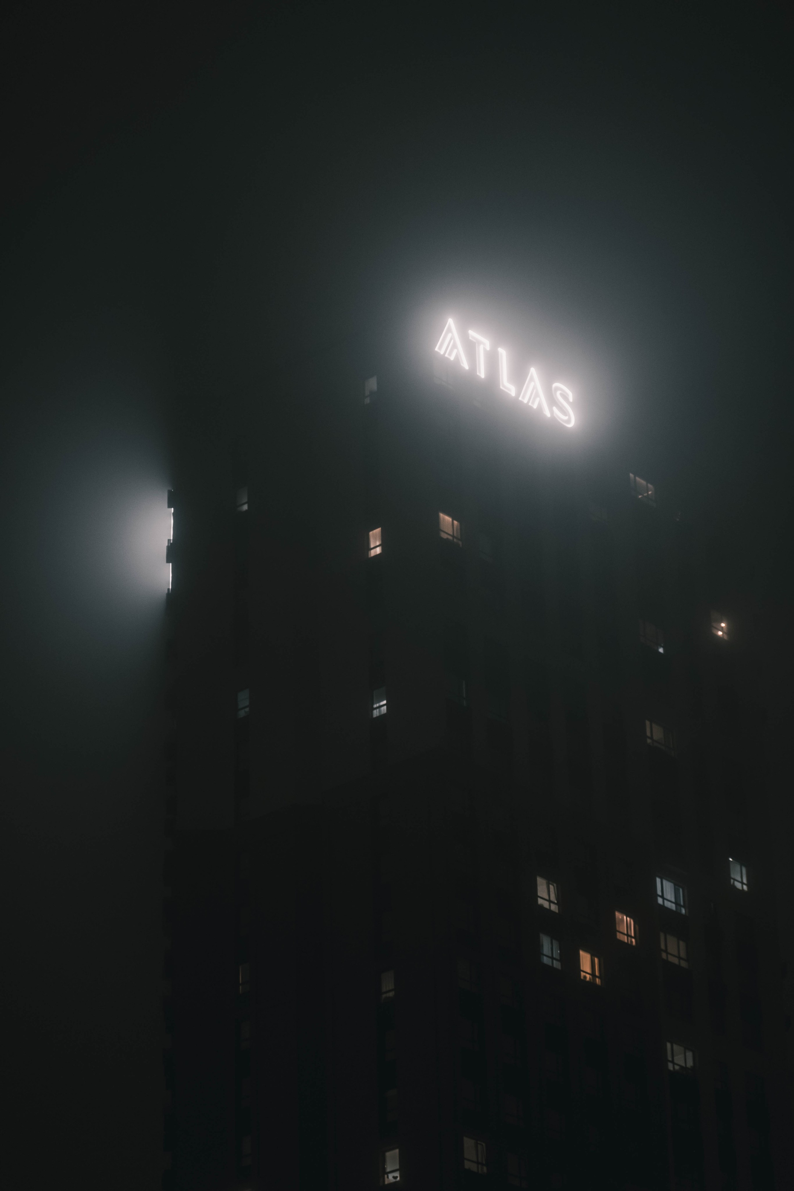 Ночные прогулки. Фотограф Антон Токарев | Екатеринбург