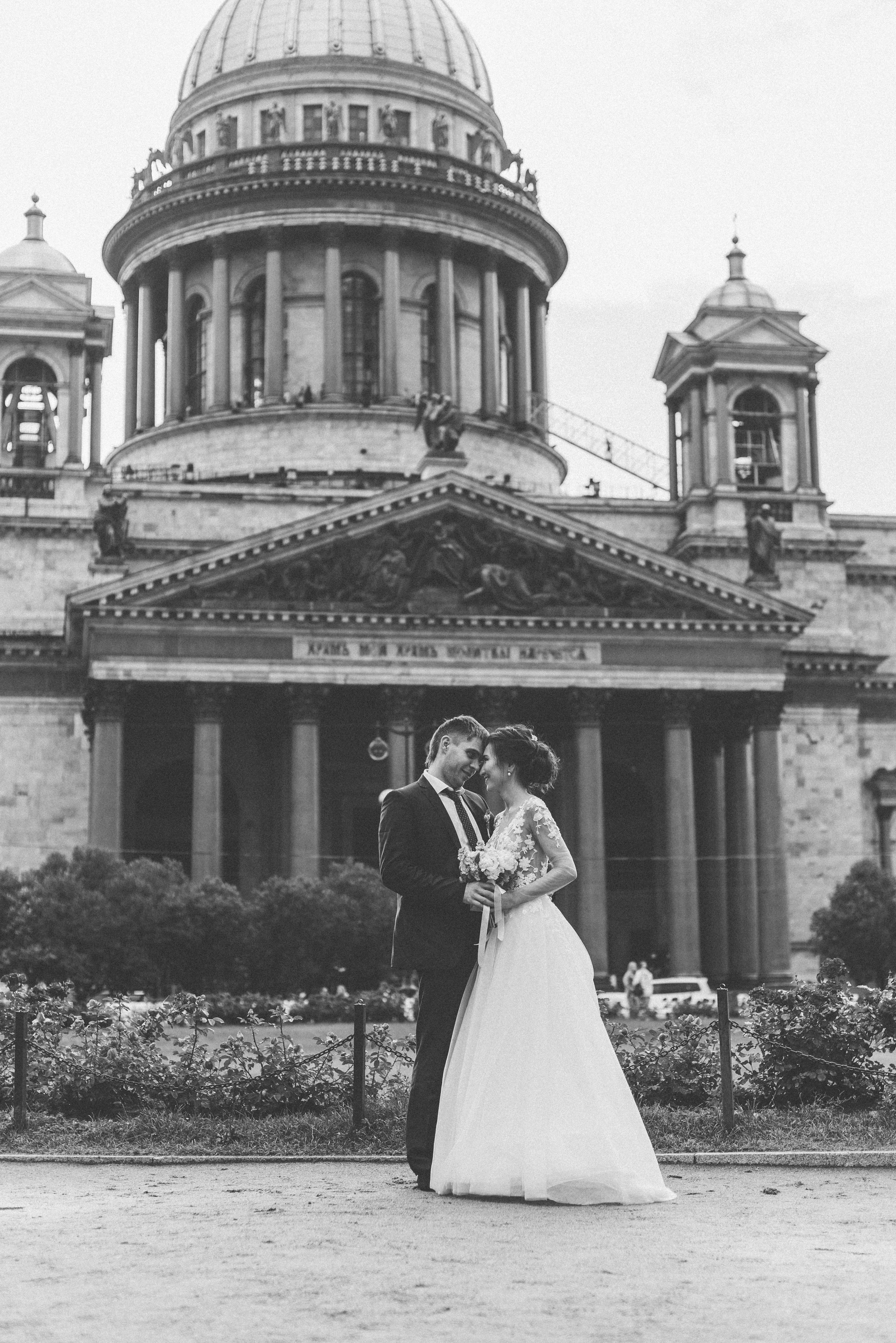 Свадьба для любителей ч/б фото. Артем и Айна. Свадебный и семейный фотограф София Невская