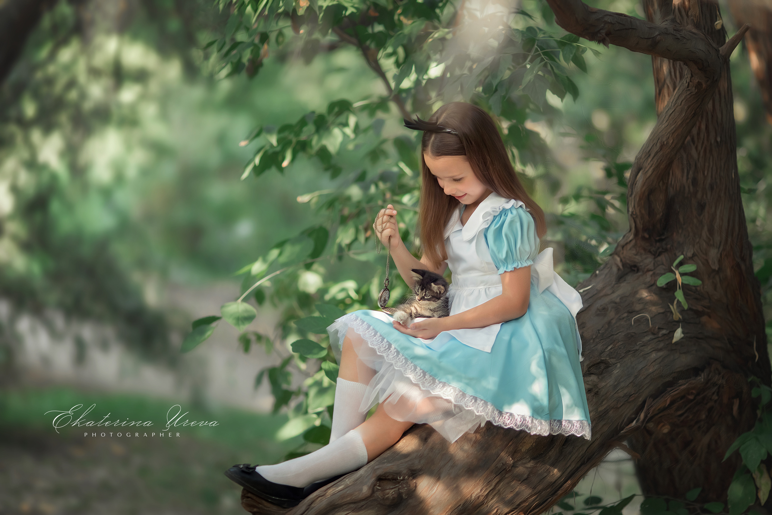 Alice in Wonderland. Children’s and family photographer Ekaterina Ureva in Moscow